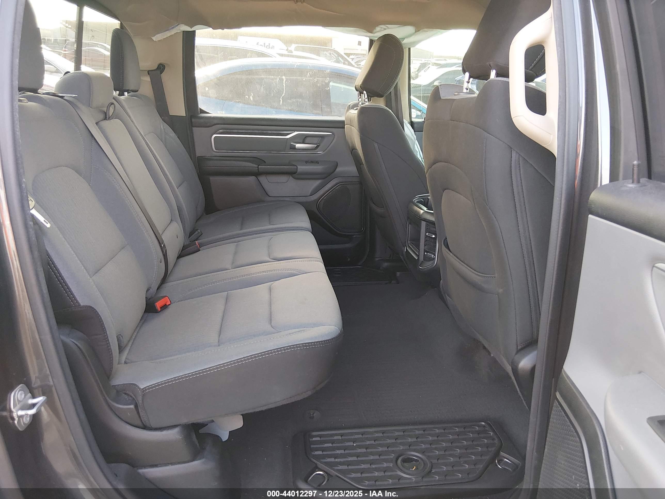RAM 1500 image 8