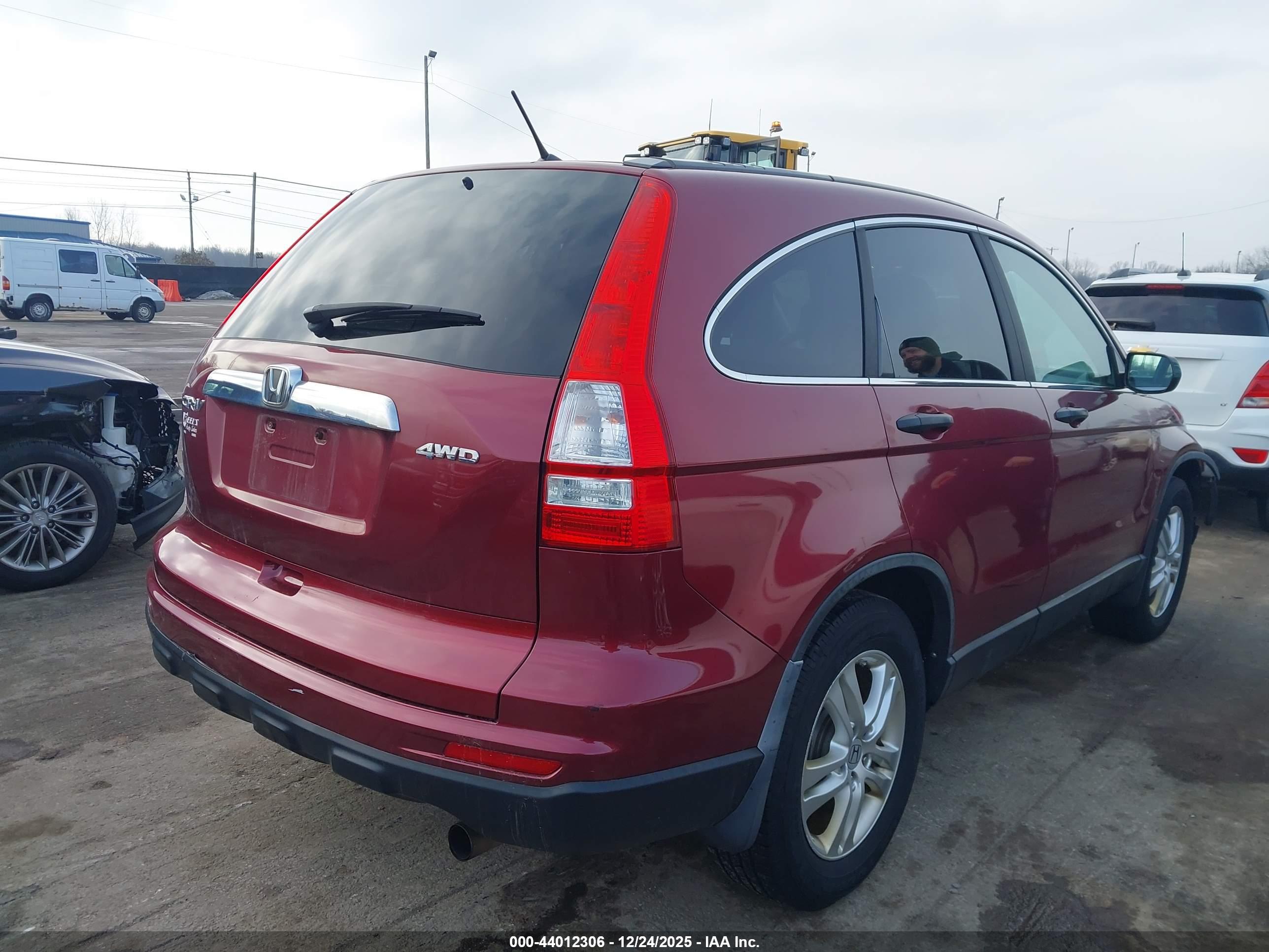 HONDA CR-V image 4