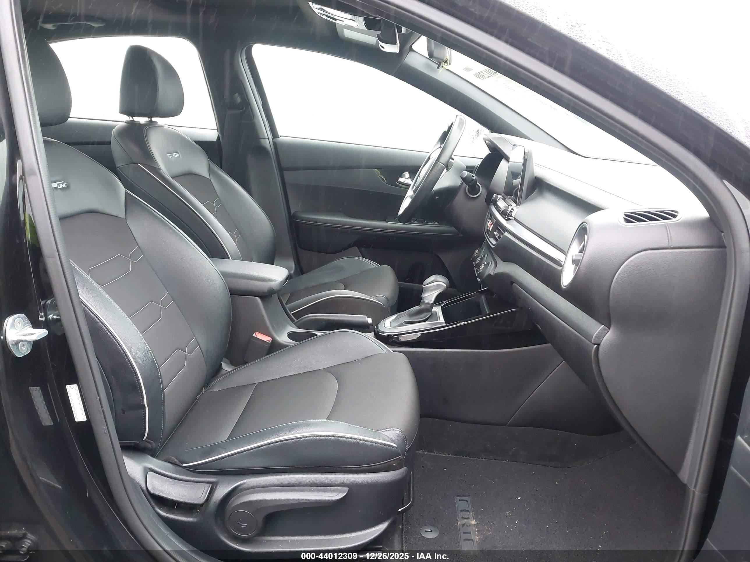 KIA FORTE image 5
