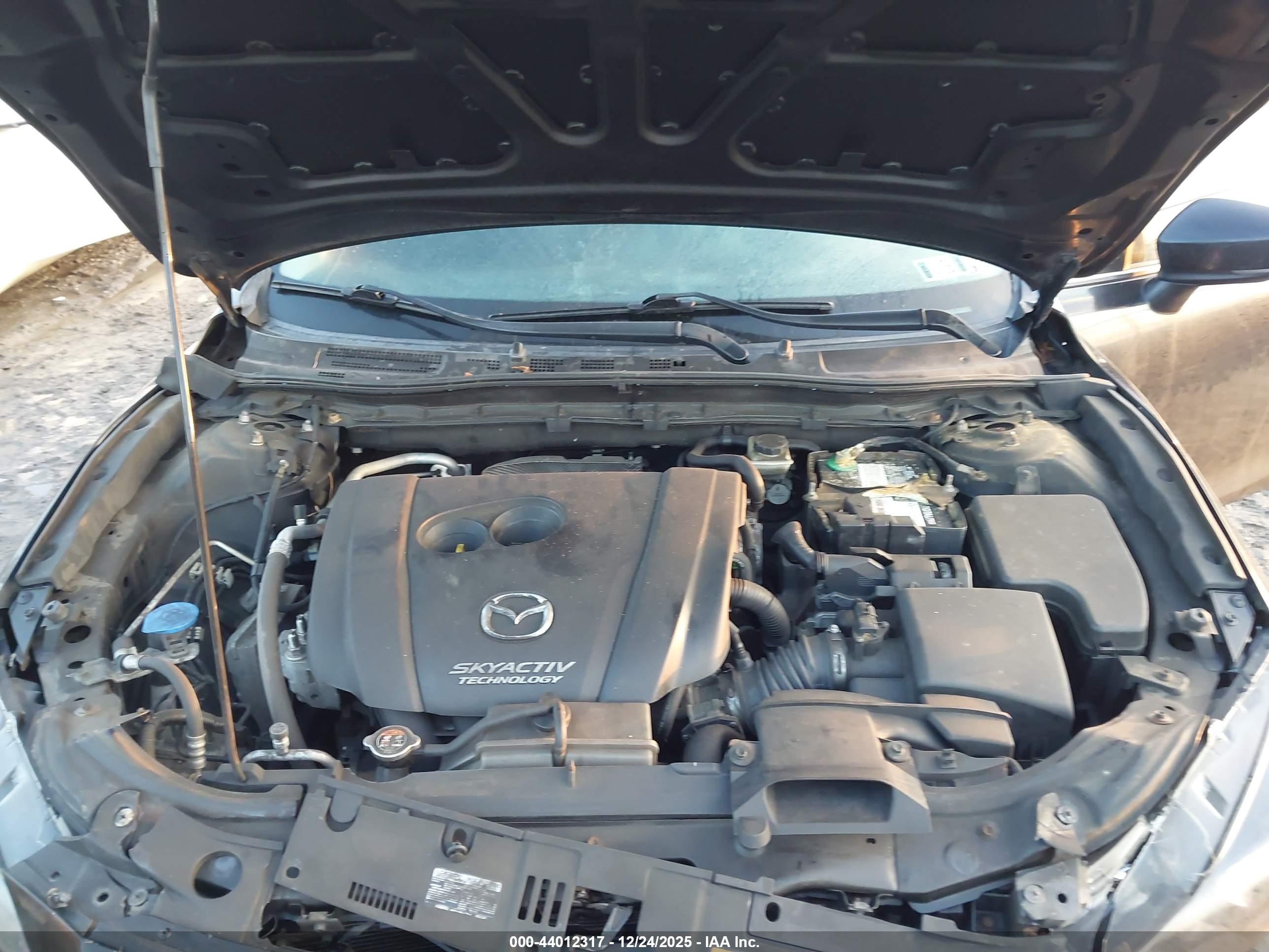 MAZDA MAZDA3 image 10