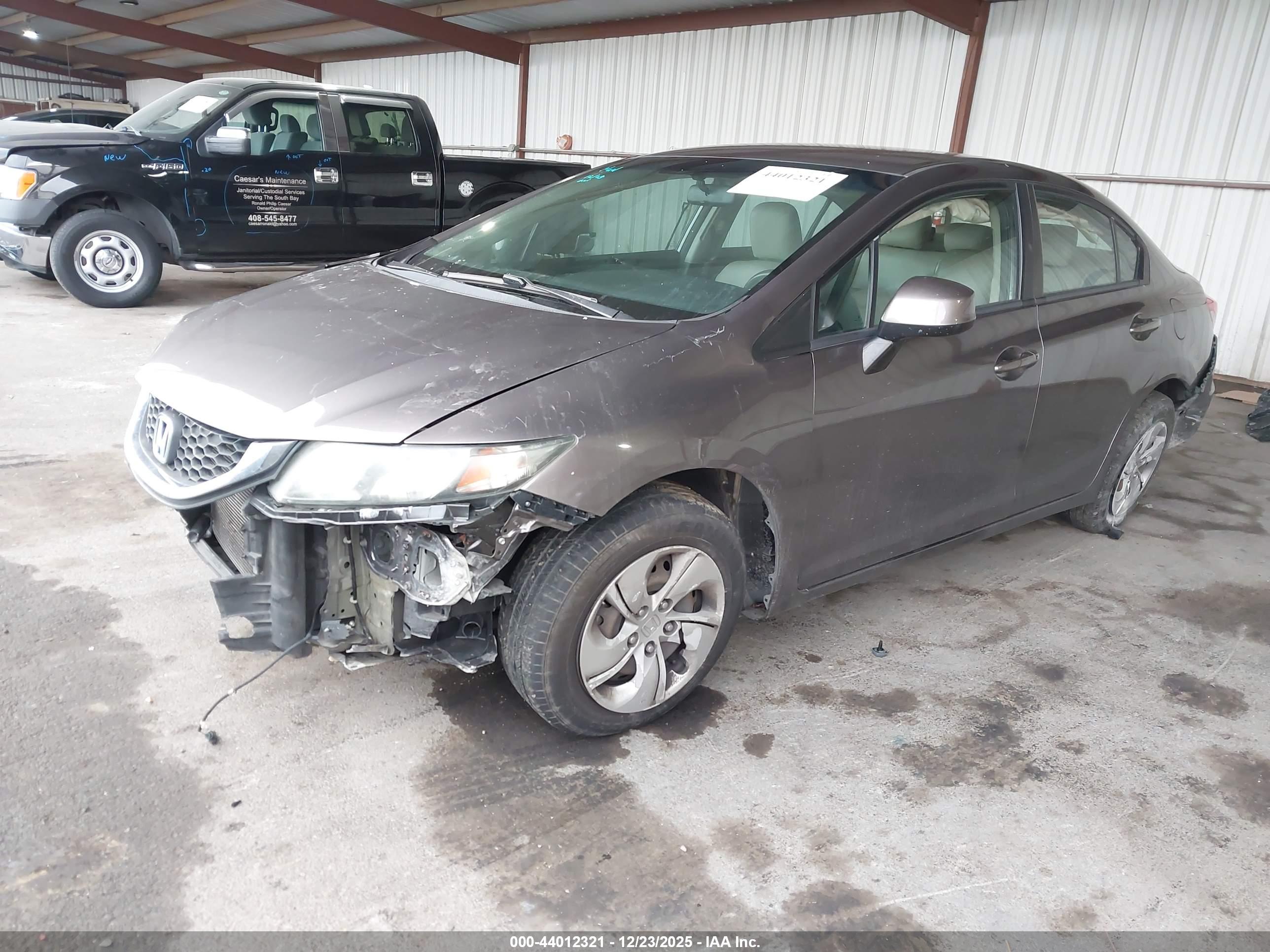 HONDA CIVIC image 2