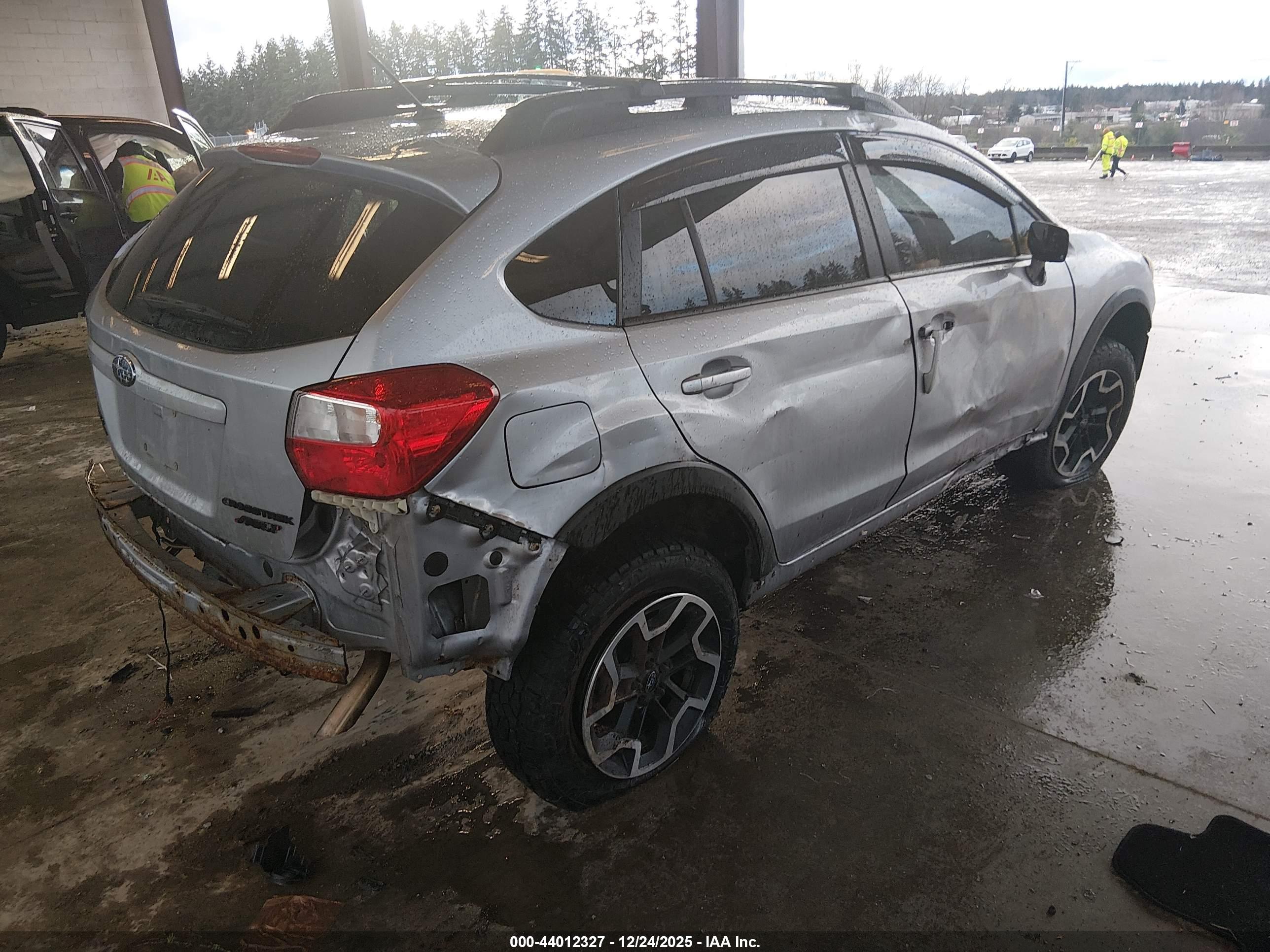 SUBARU CROSSTREK image 4