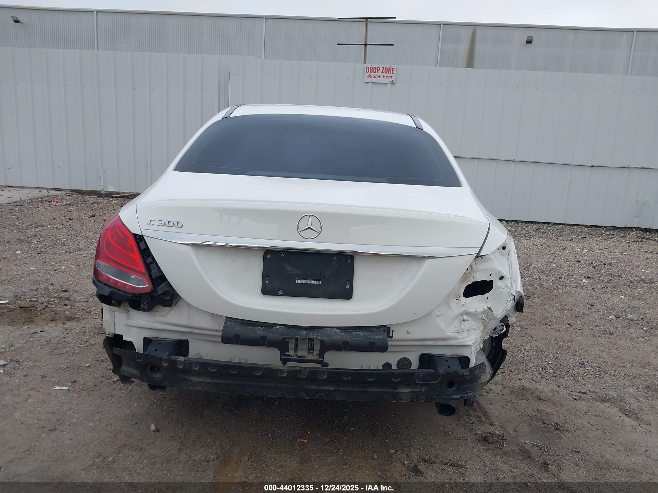 MERCEDES-BENZ C image 6