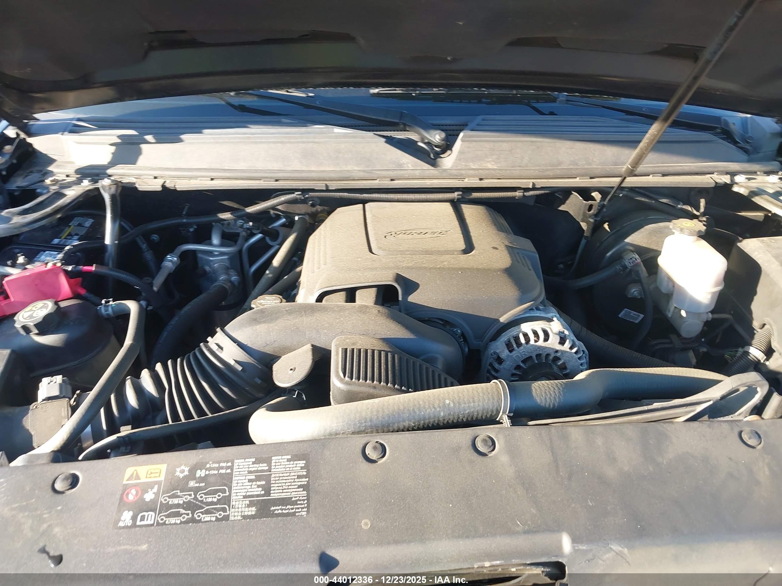 CADILLAC ESCALADE image 10