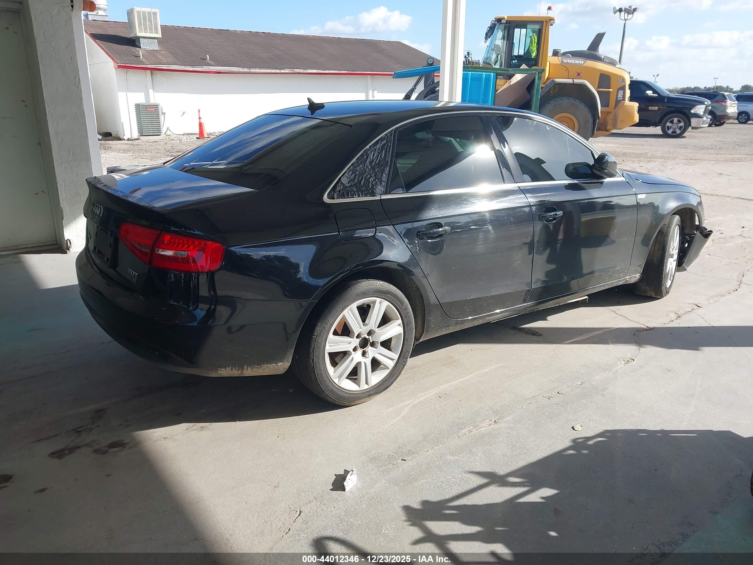 AUDI A4 image 4
