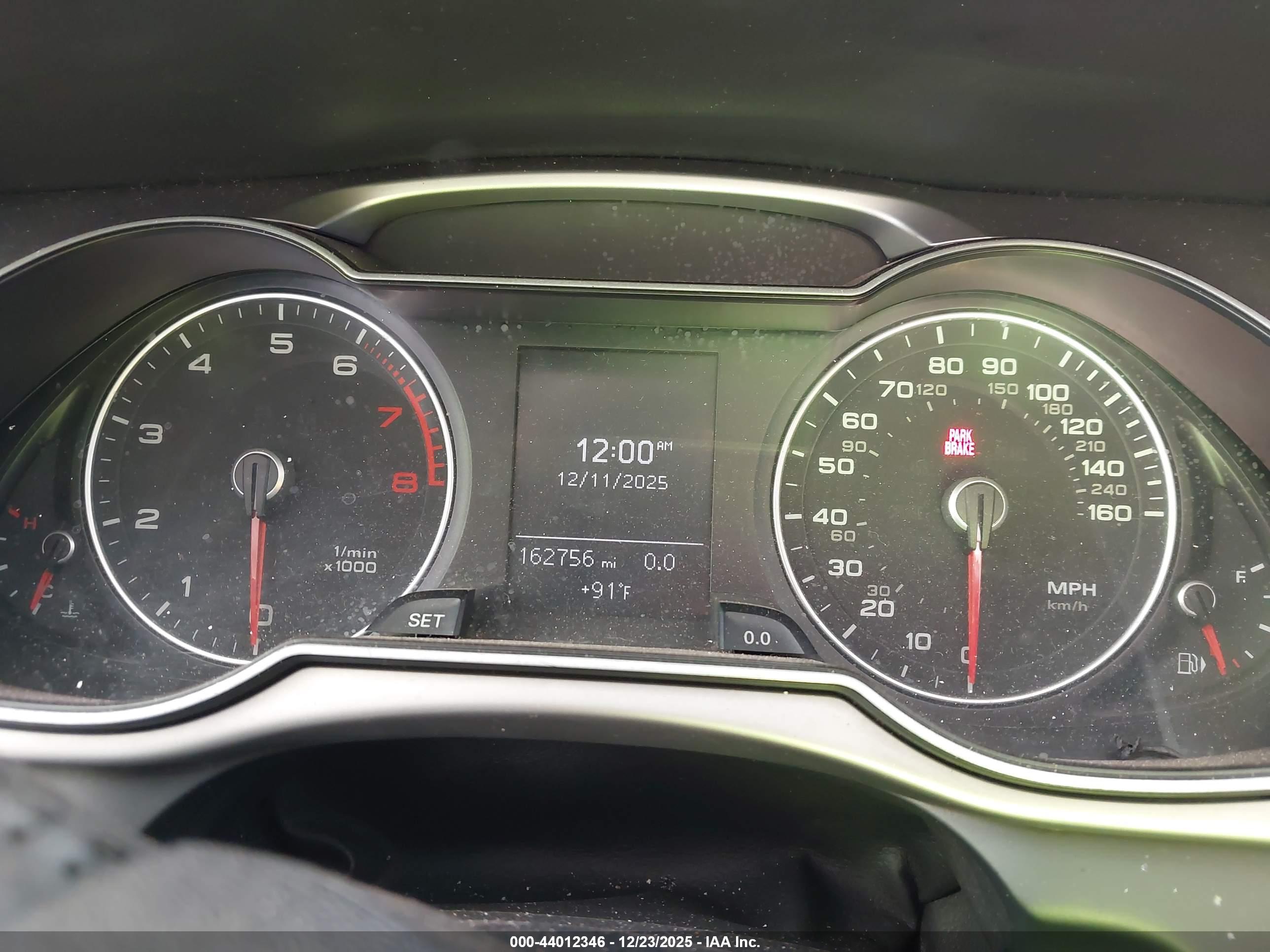 AUDI A4 image 7
