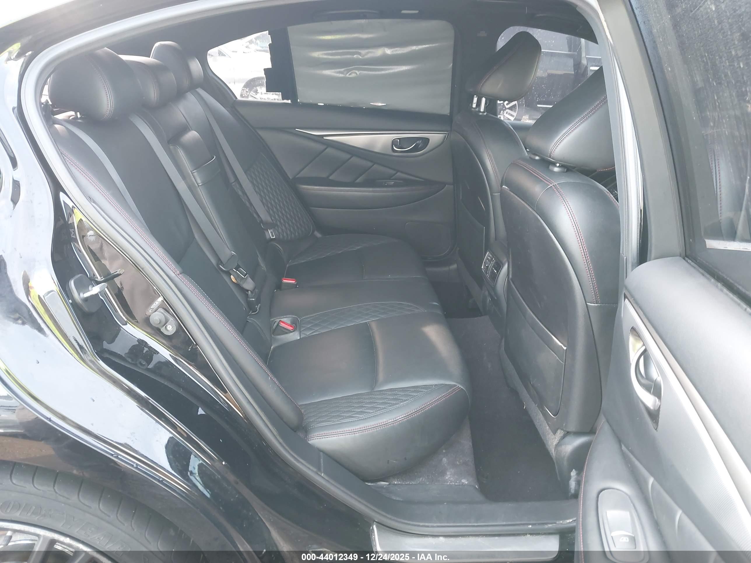 INFINITI Q50 image 8