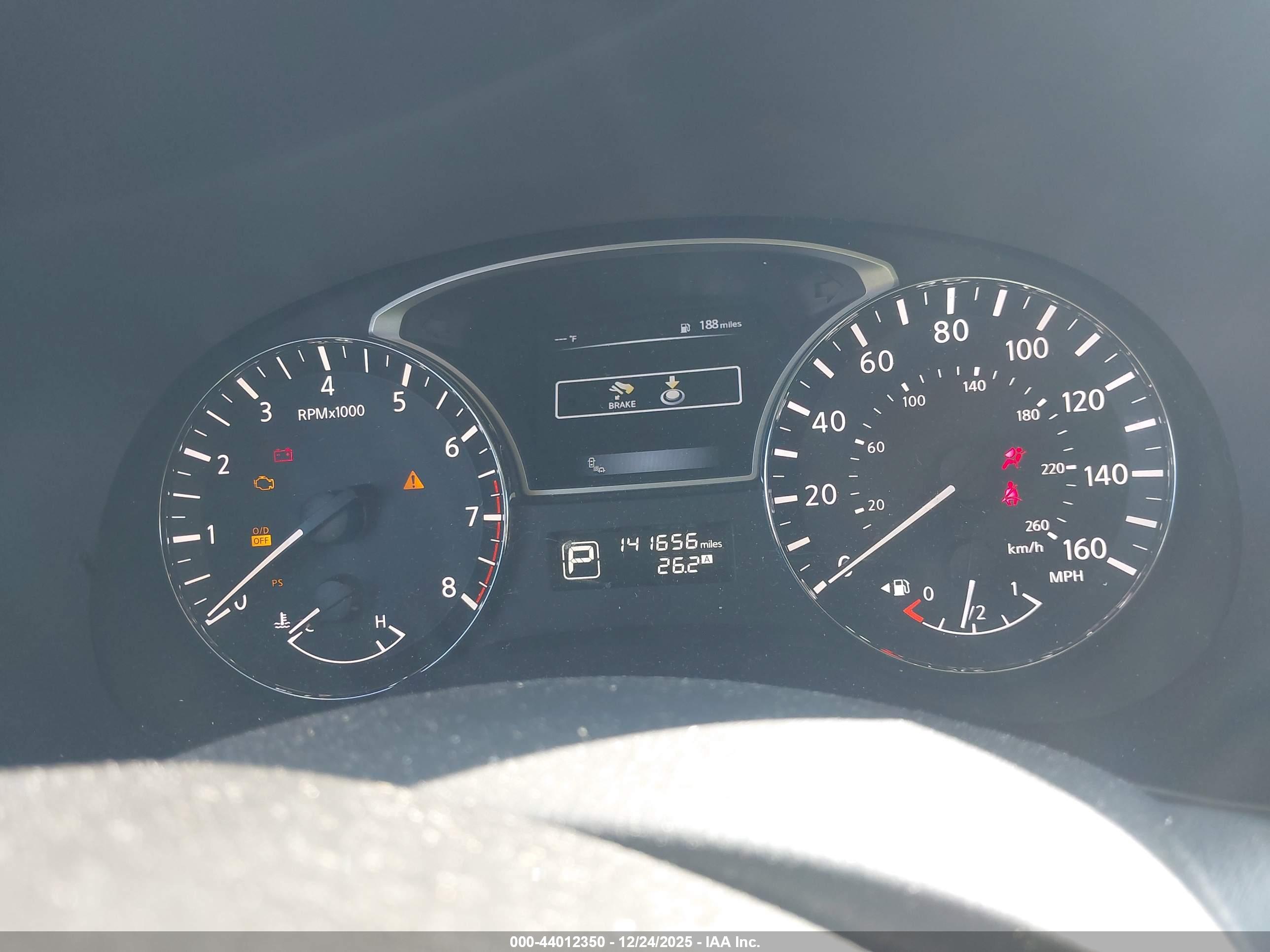 NISSAN PATHFINDER image 7