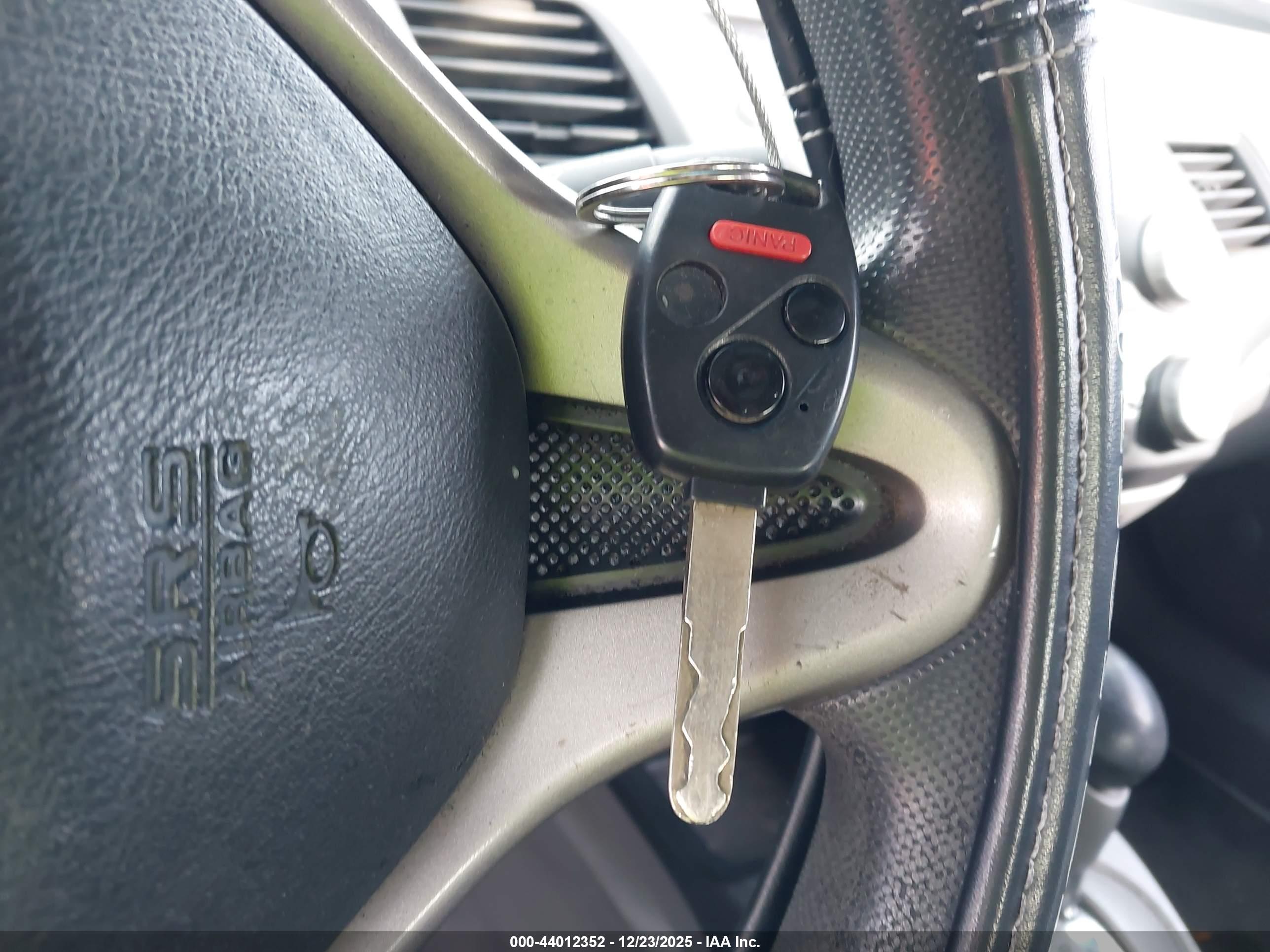 HONDA CIVIC image 11