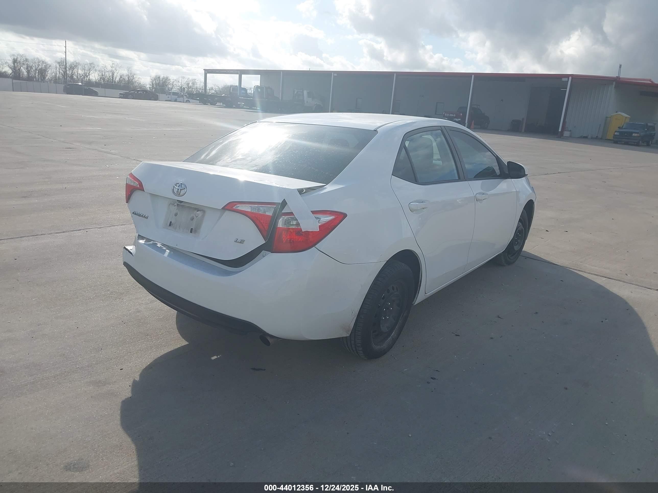 TOYOTA COROLLA image 4