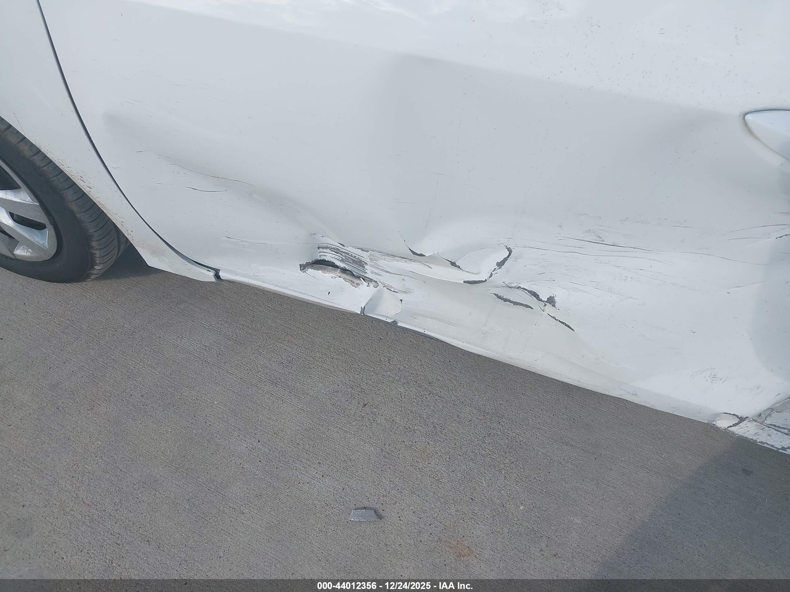 TOYOTA COROLLA image 6