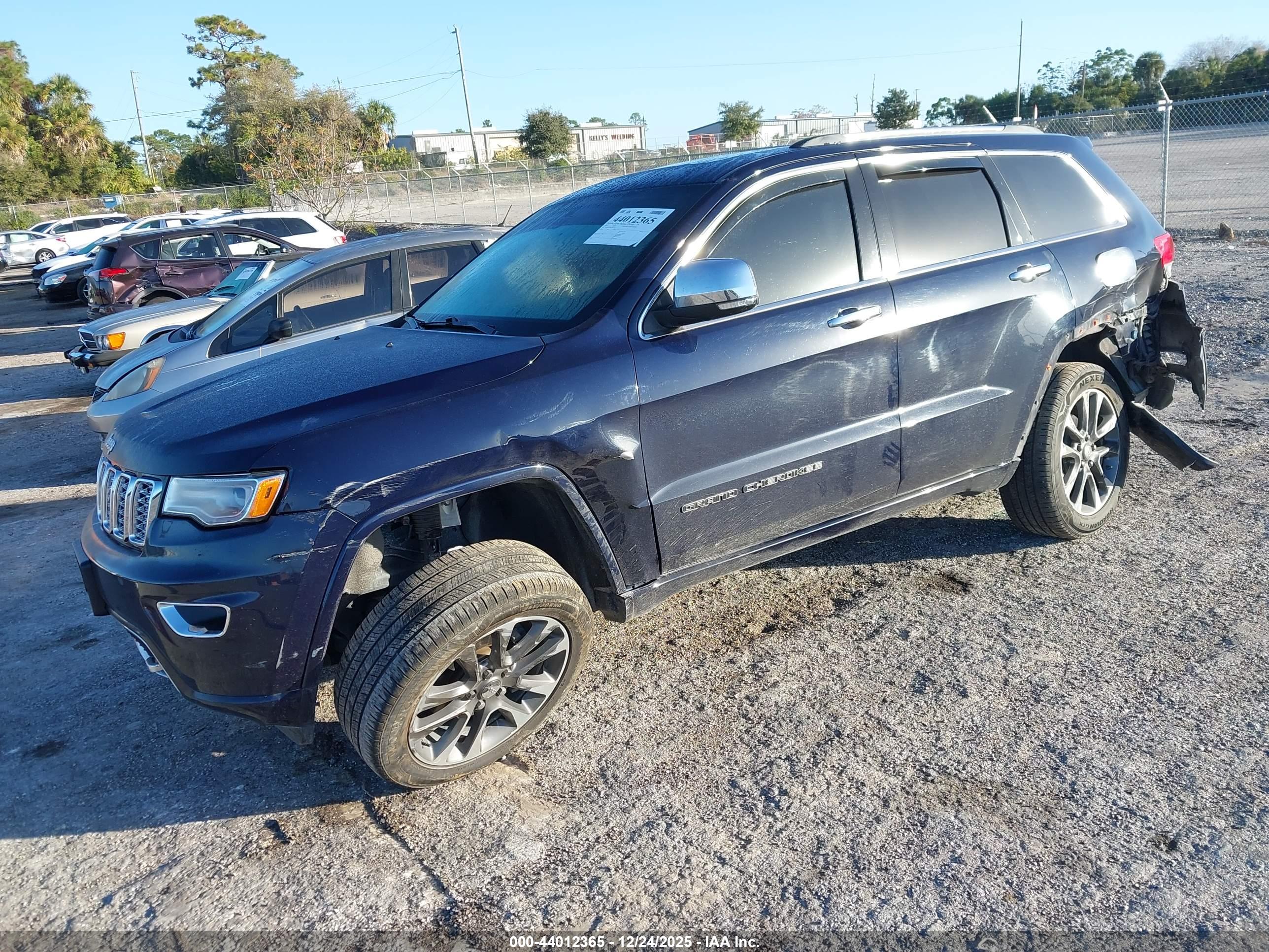 JEEP GRAND image 2