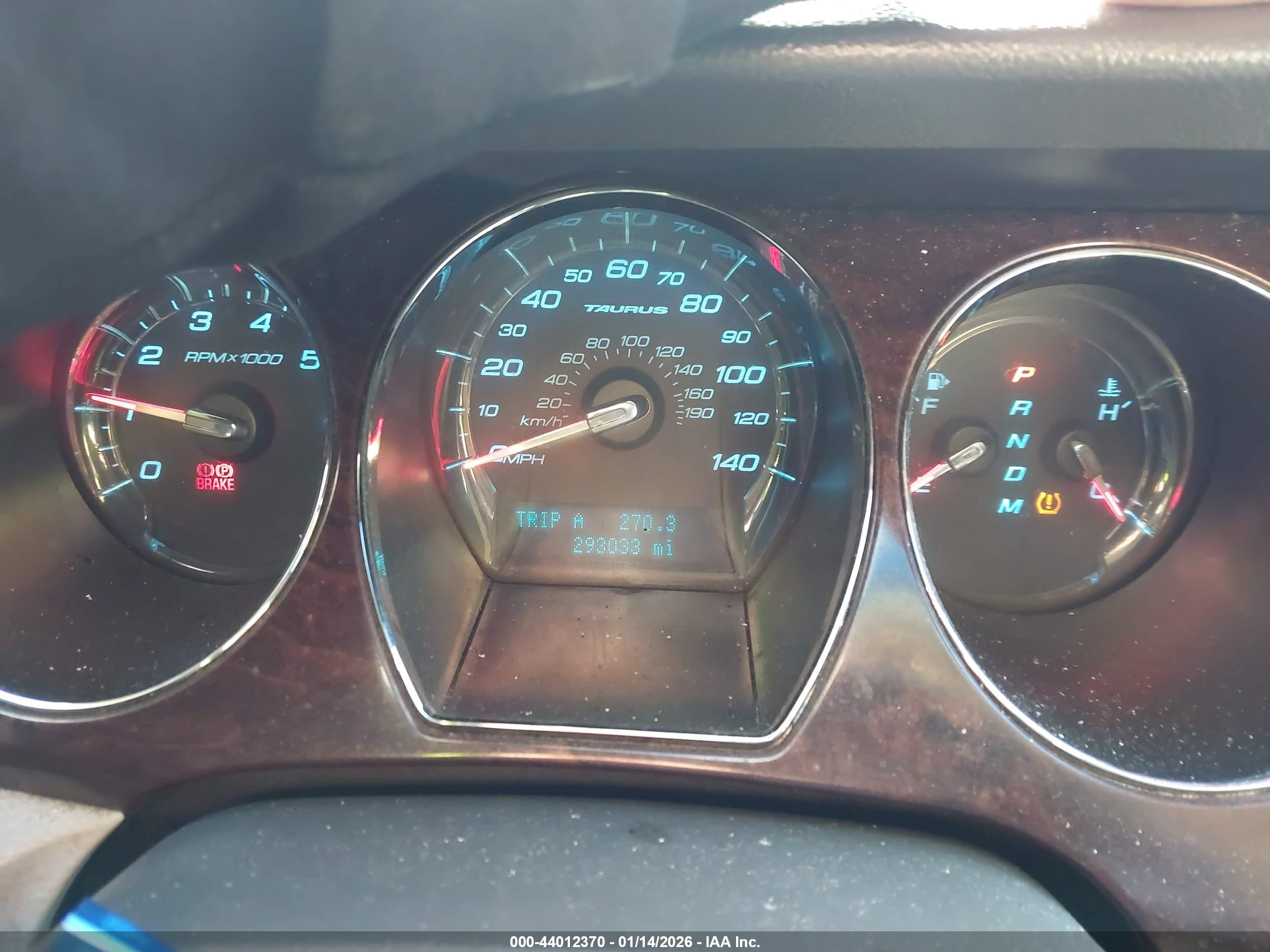 FORD TAURUS image 7