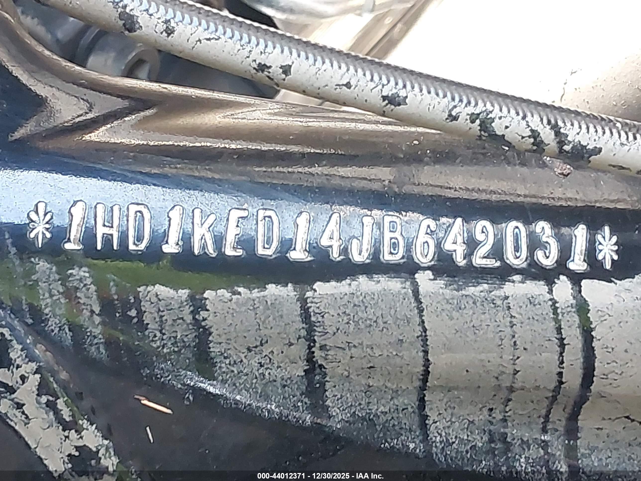 HARLEY-DAVIDSON FLHTK image 10