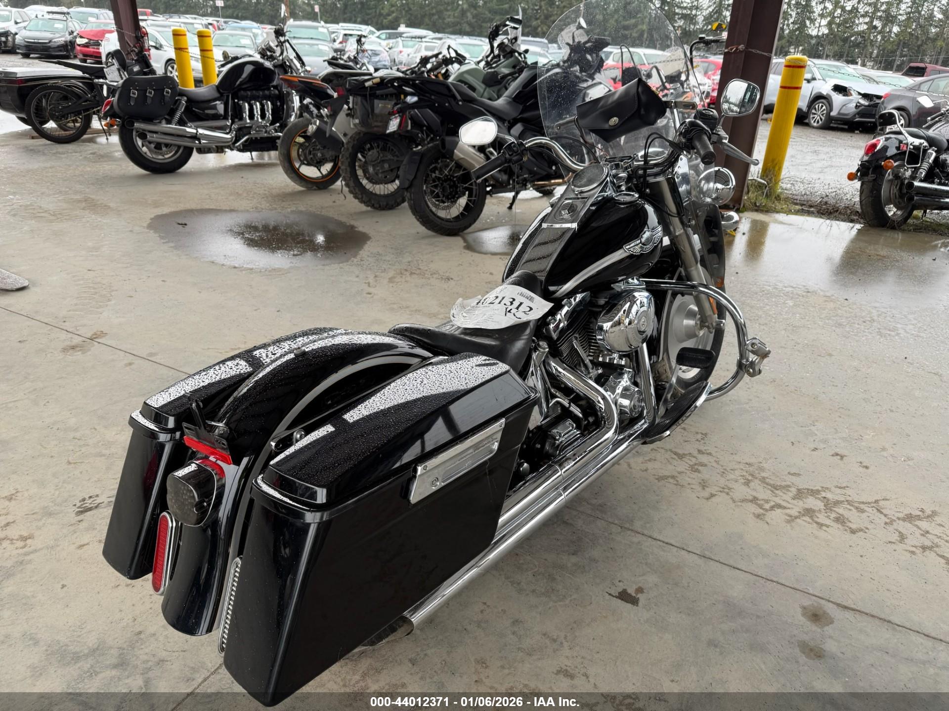 HARLEY-DAVIDSON FLHTK image 4