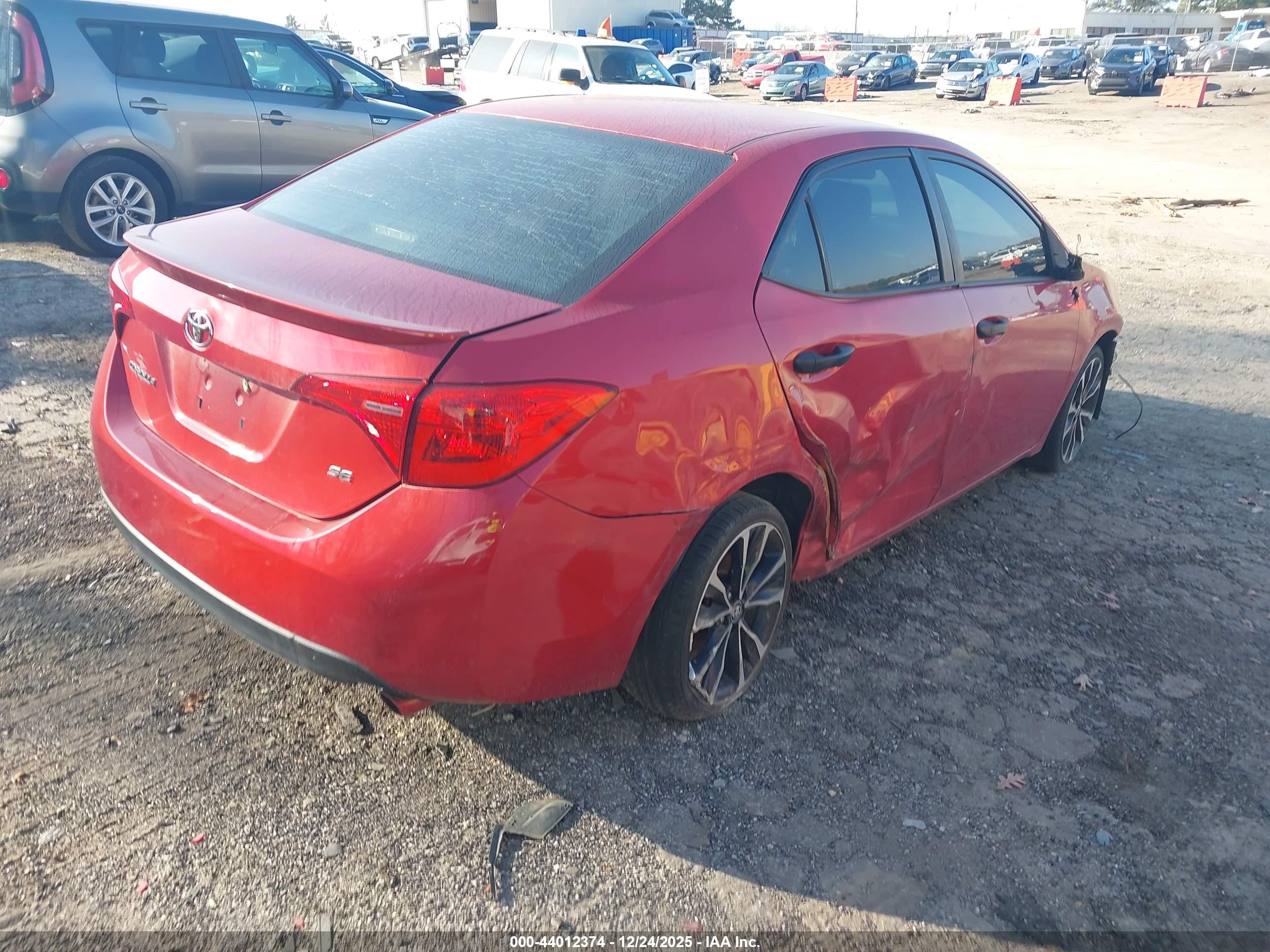 TOYOTA COROLLA image 4