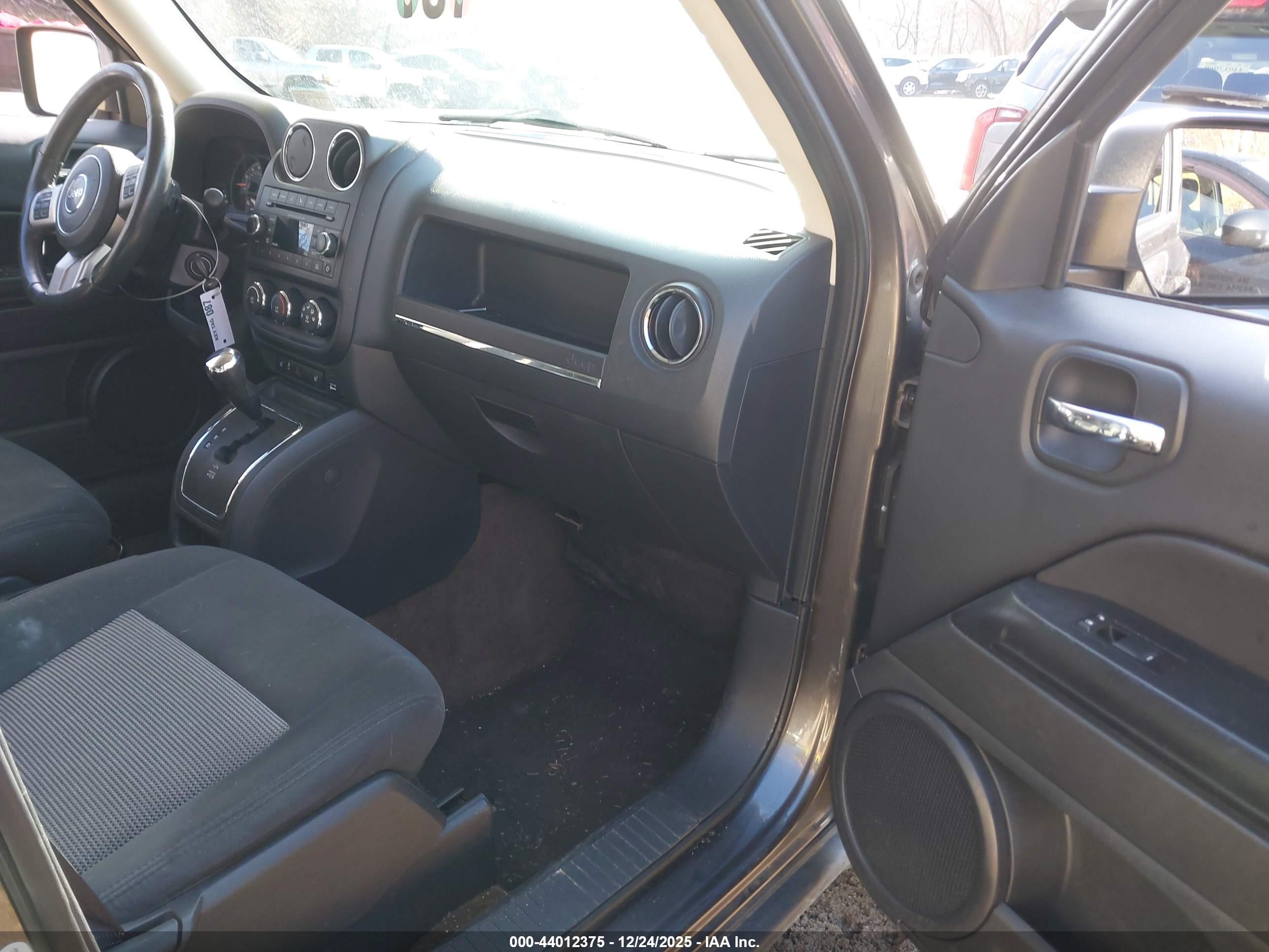 JEEP PATRIOT image 5