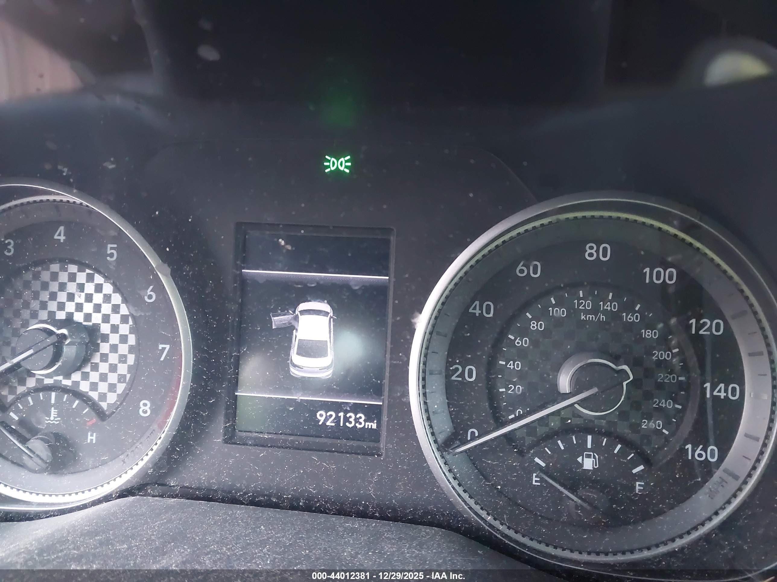 HYUNDAI ELANTRA image 7