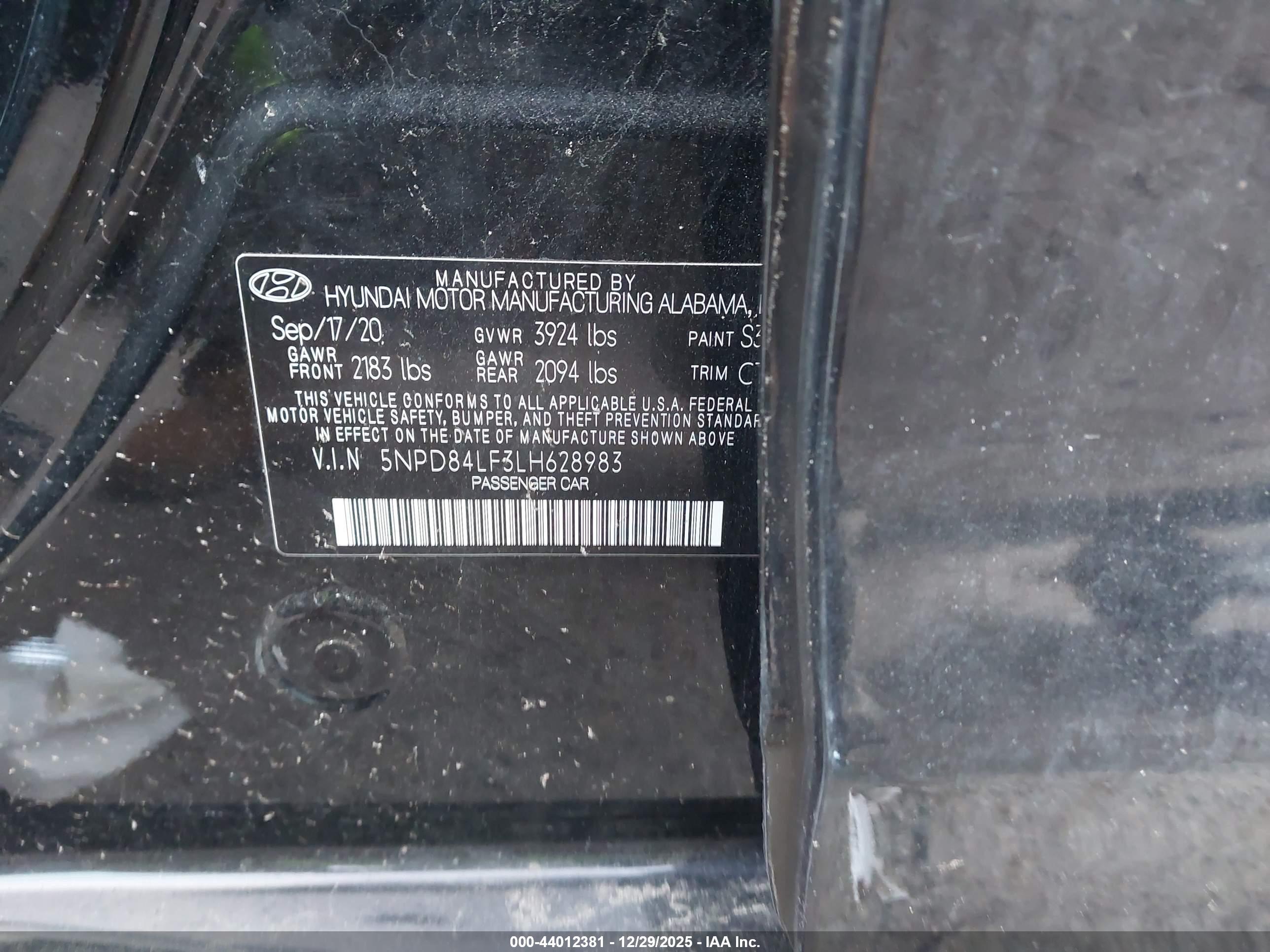 HYUNDAI ELANTRA image 9