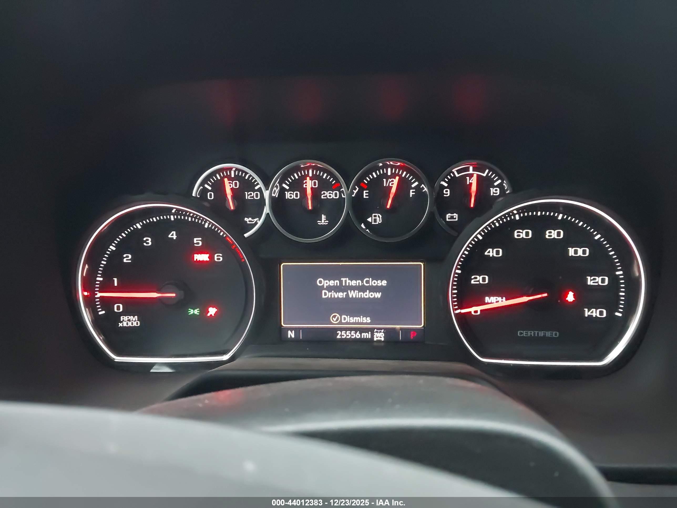 CHEVROLET TAHOE image 7