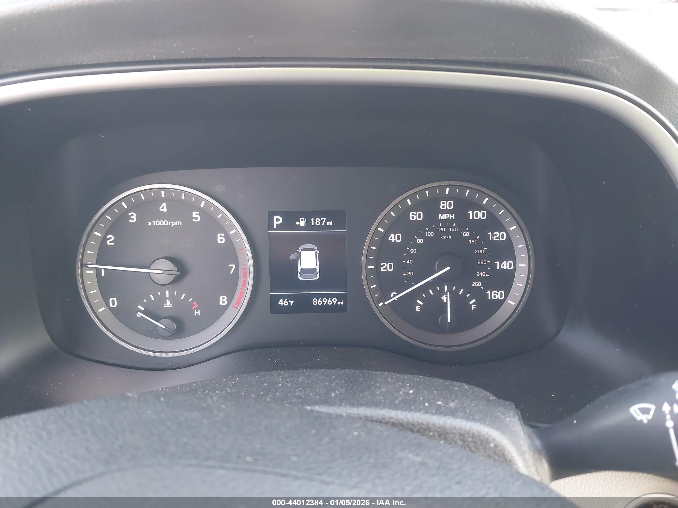 HYUNDAI TUCSON image 7