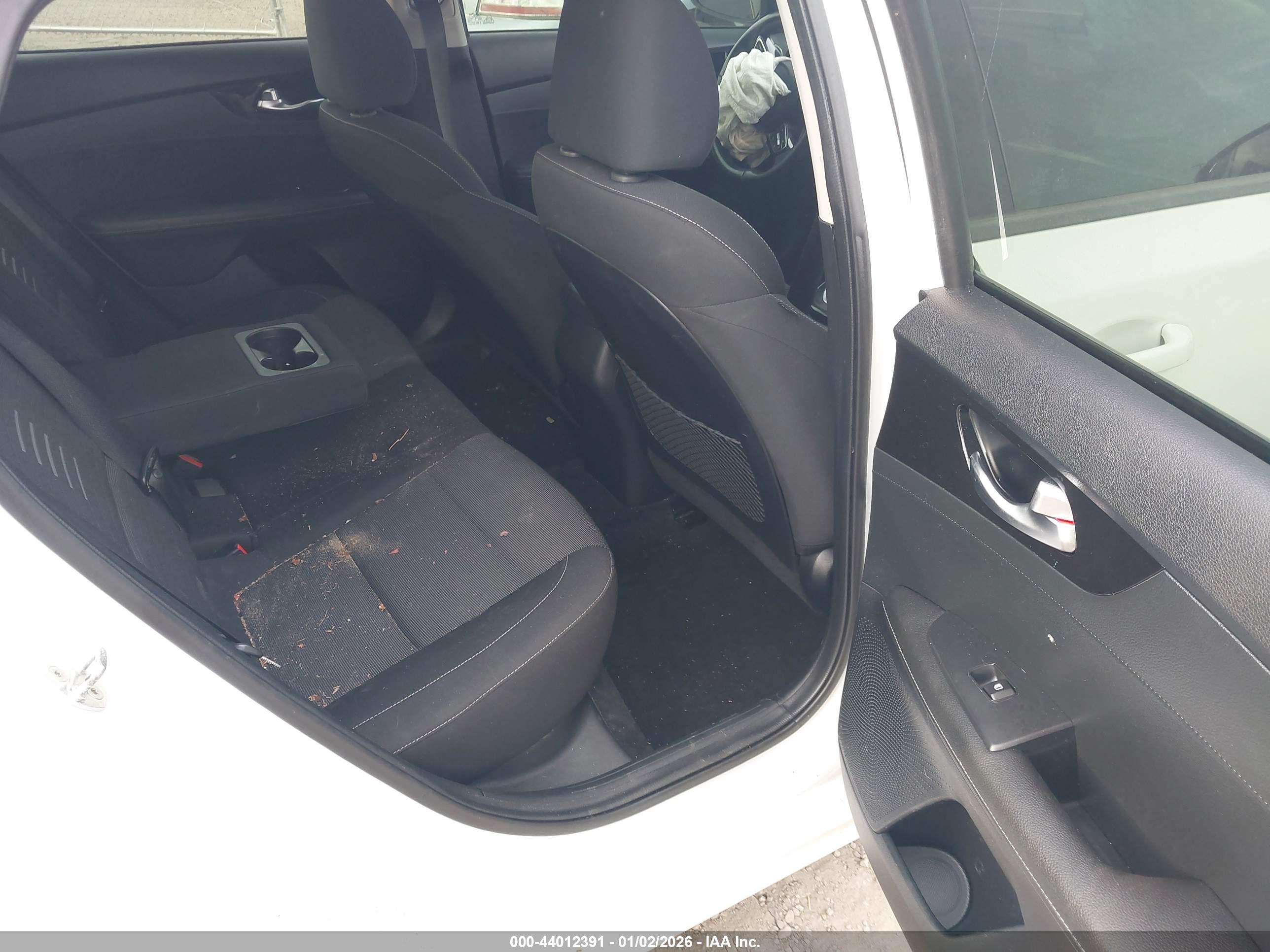KIA FORTE image 8