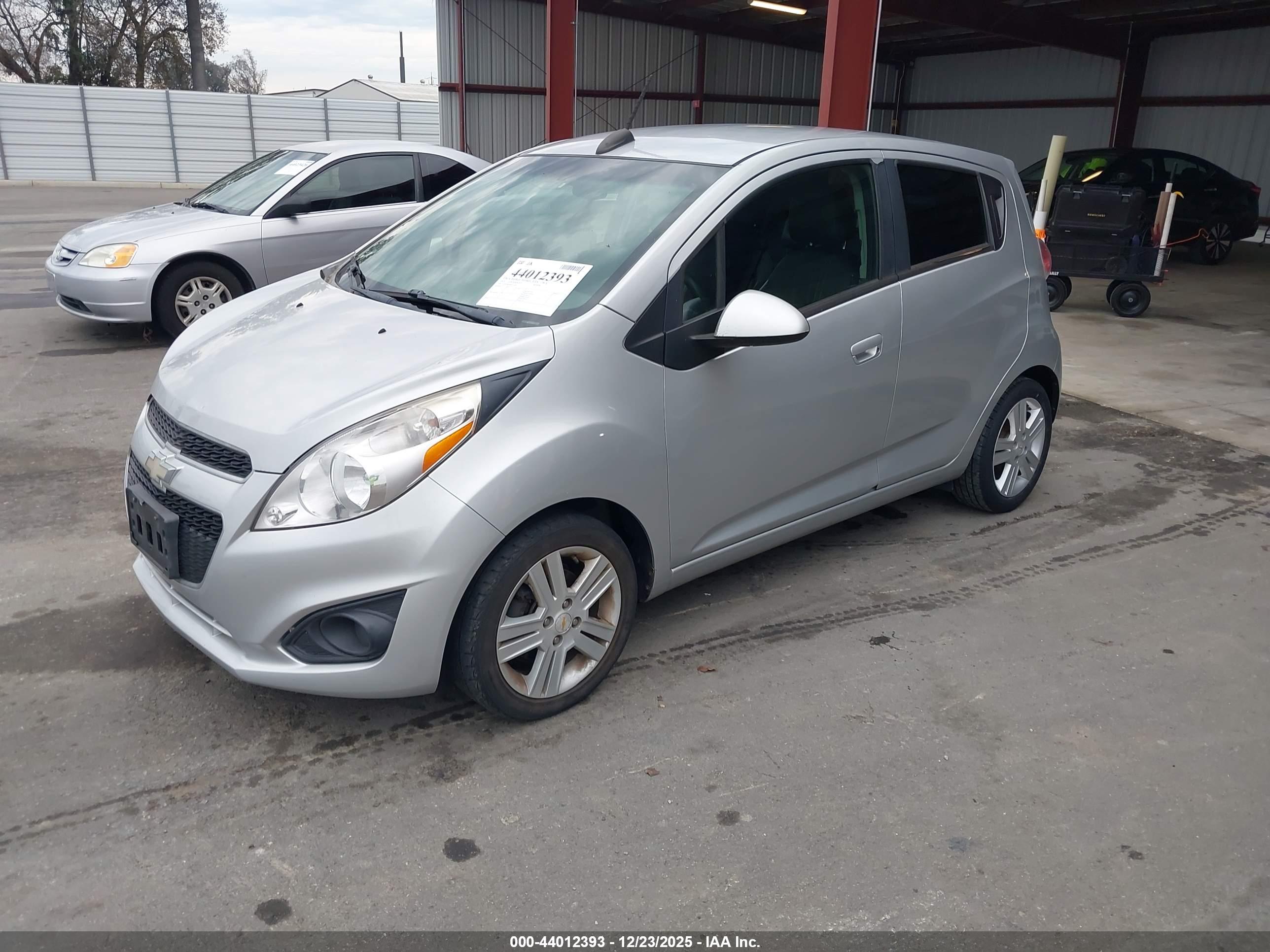 CHEVROLET SPARK image 2