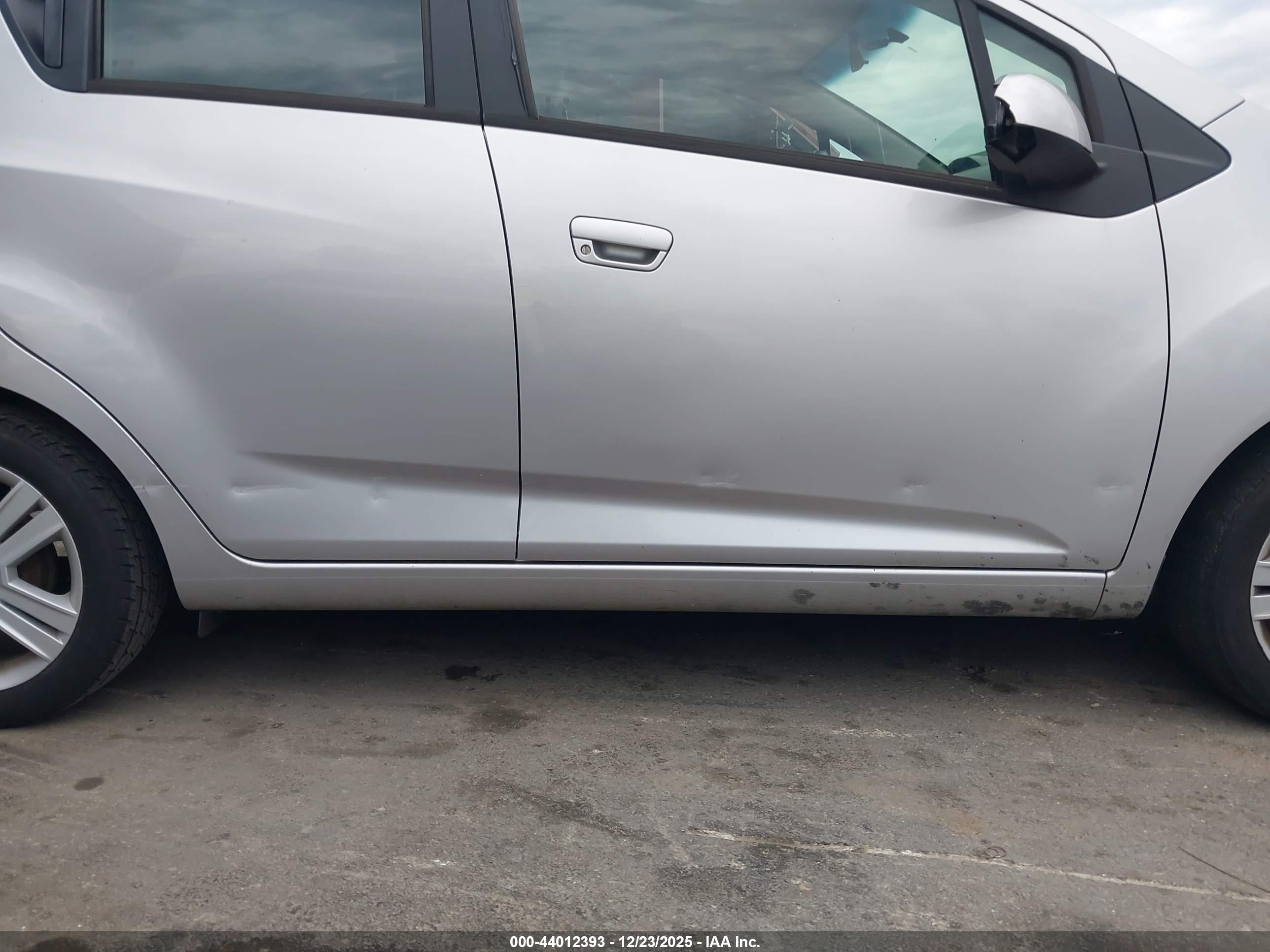 CHEVROLET SPARK image 6