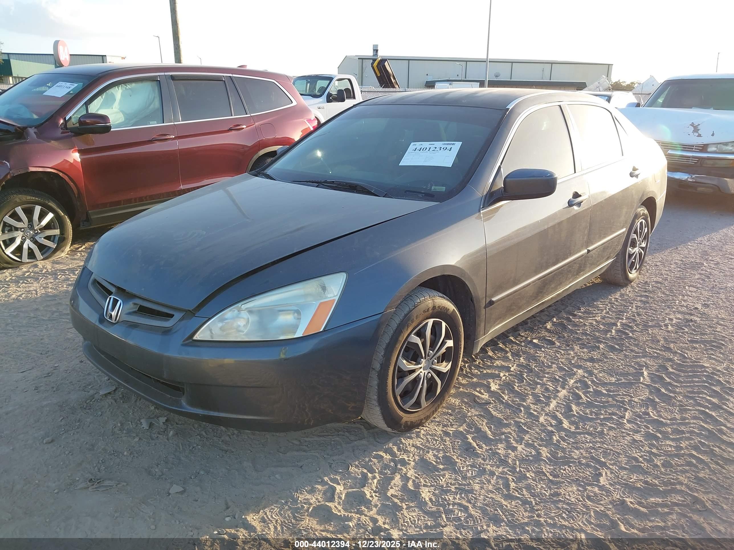 HONDA ACCORD image 2