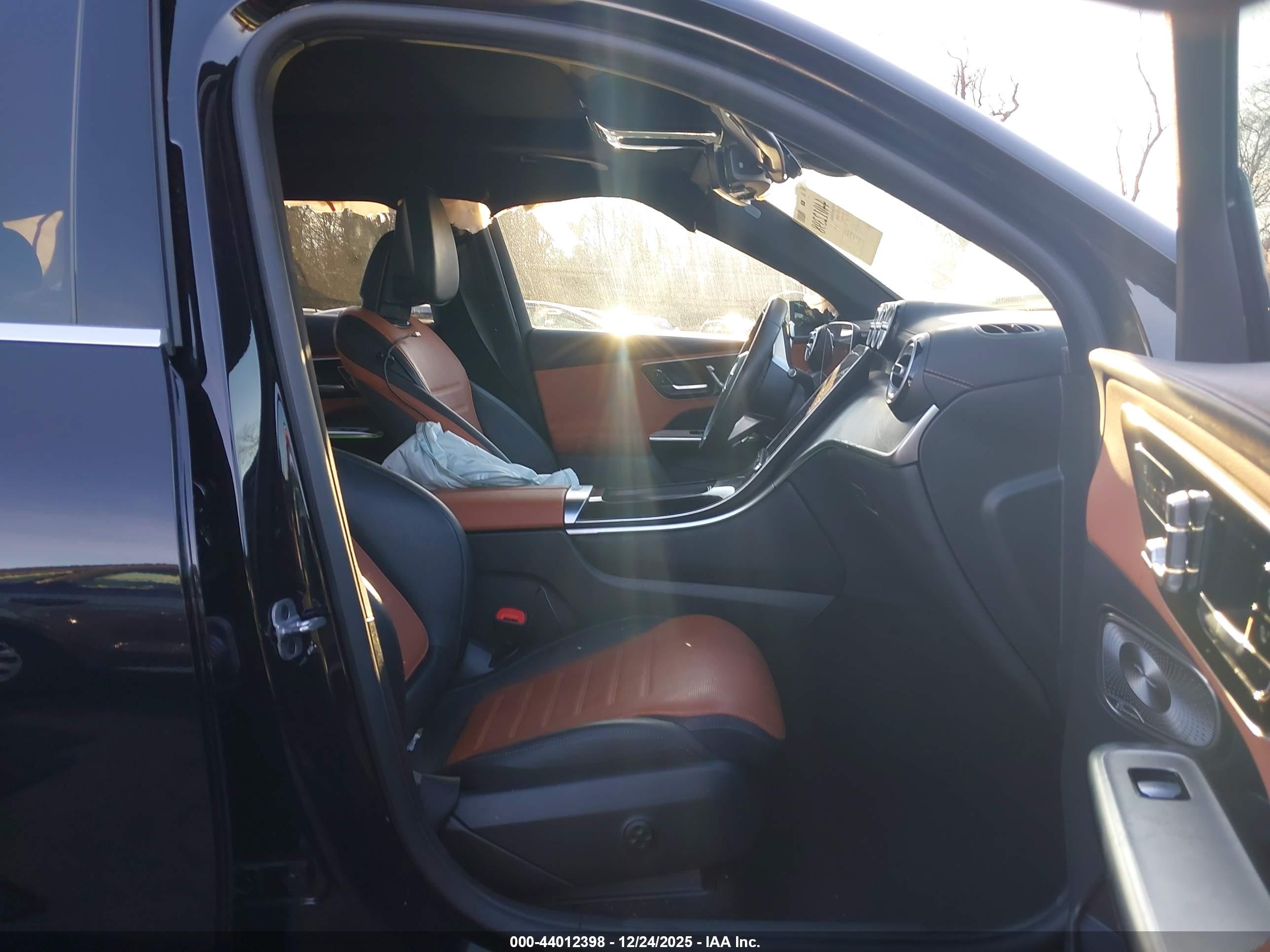 MERCEDES-BENZ GLC image 5