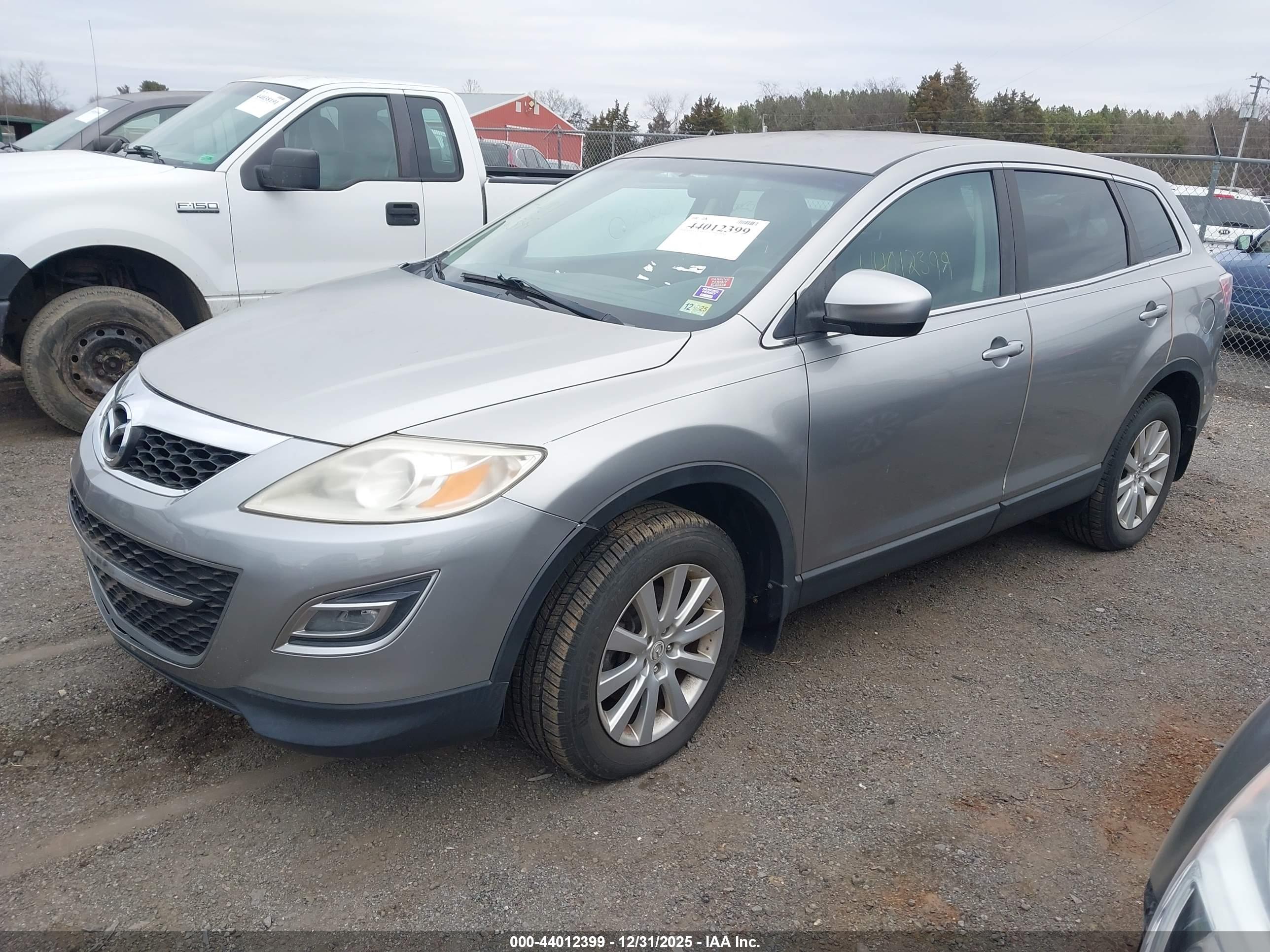 MAZDA CX-9 image 2