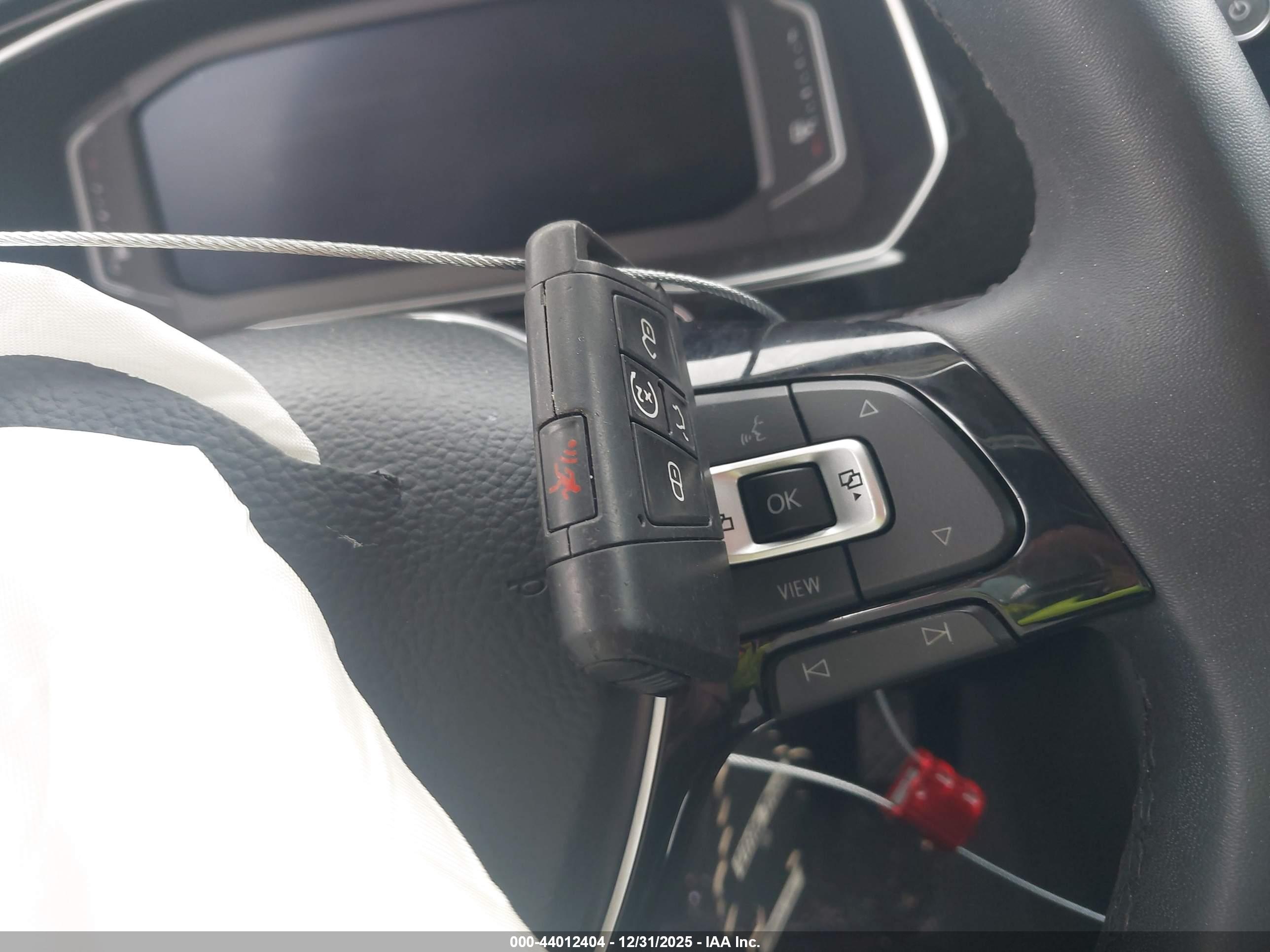 VOLKSWAGEN JETTA image 11