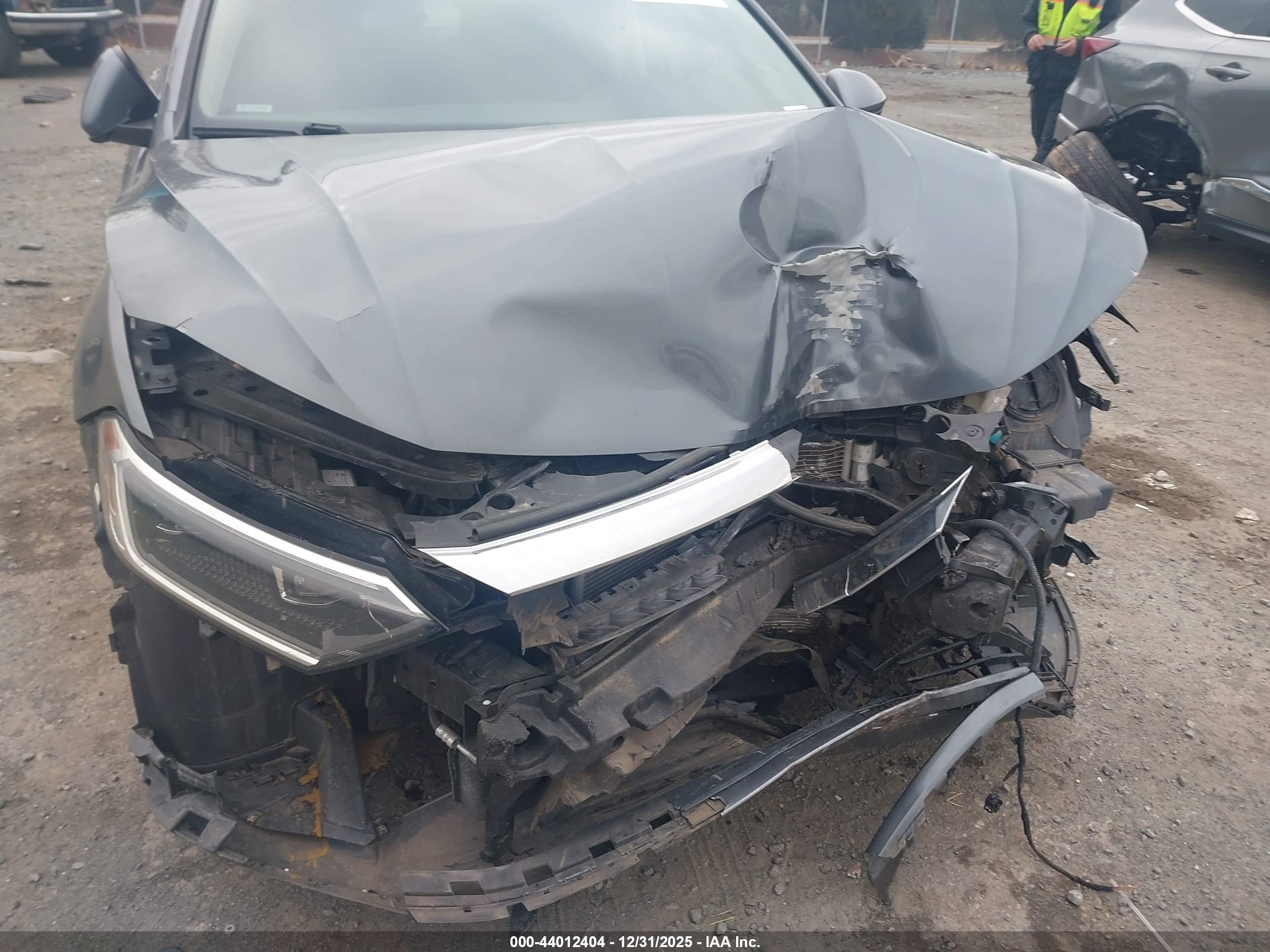 VOLKSWAGEN JETTA image 6