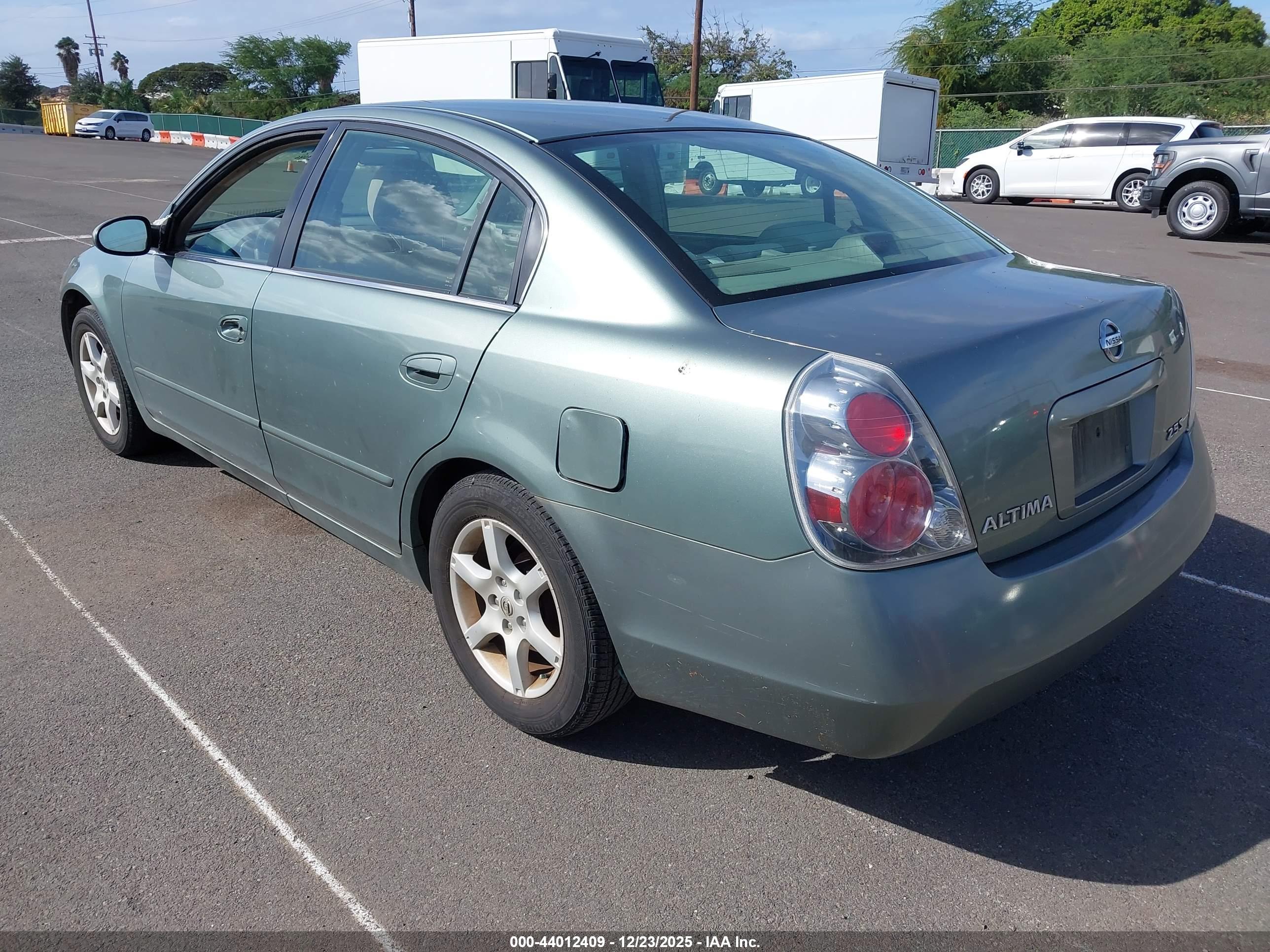 NISSAN ALTIMA image 3