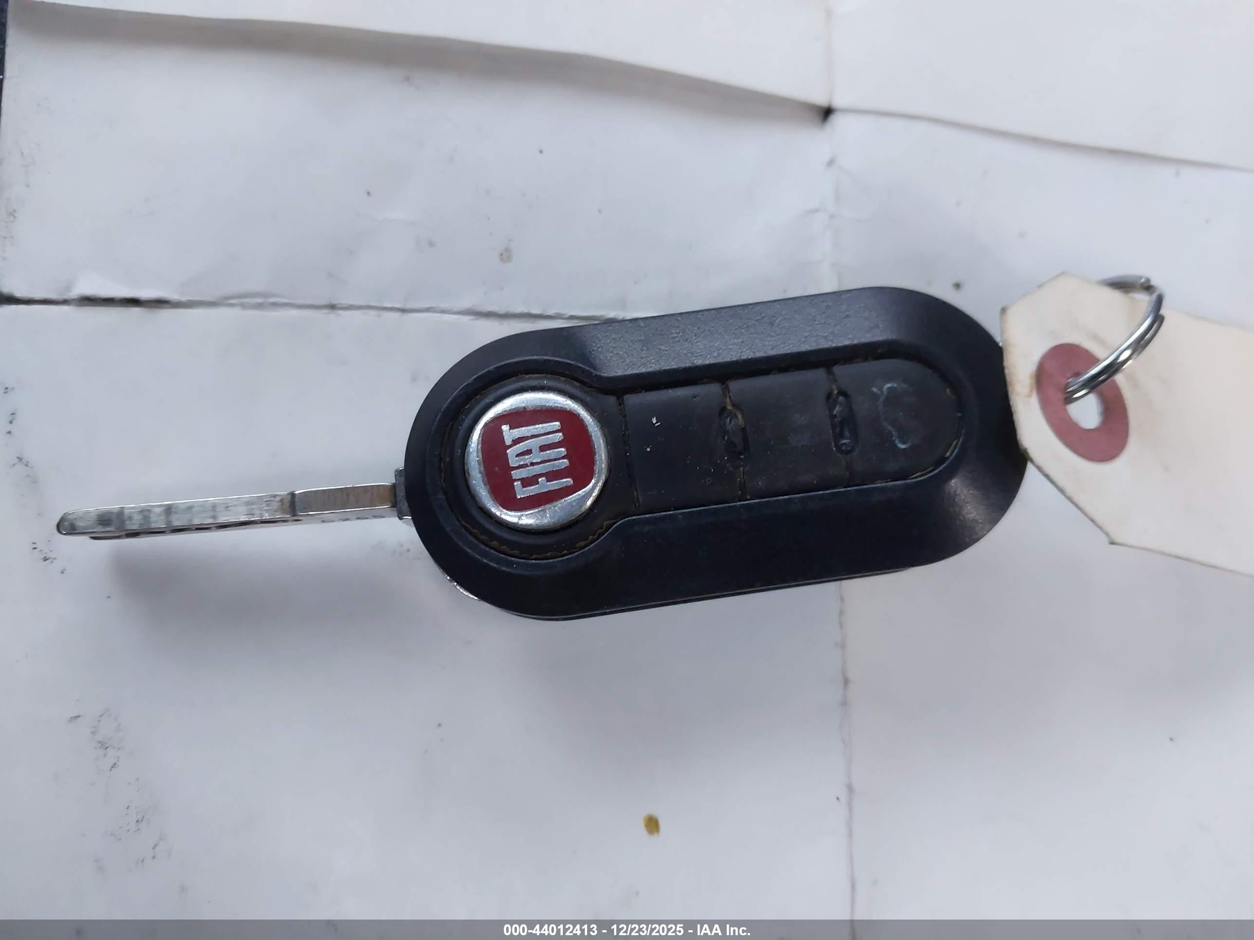 FIAT 500C image 11