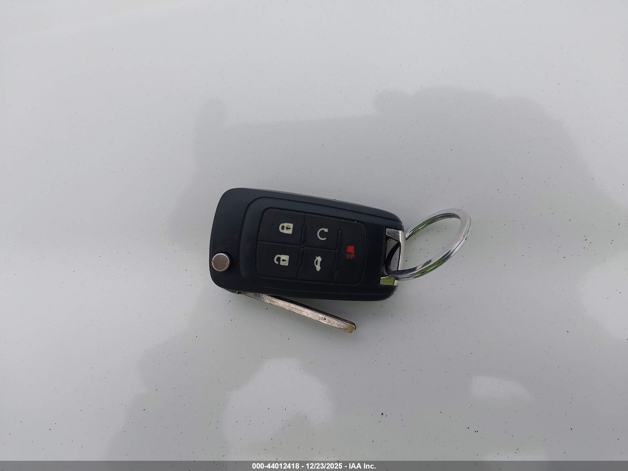 CHEVROLET EQUINOX image 11