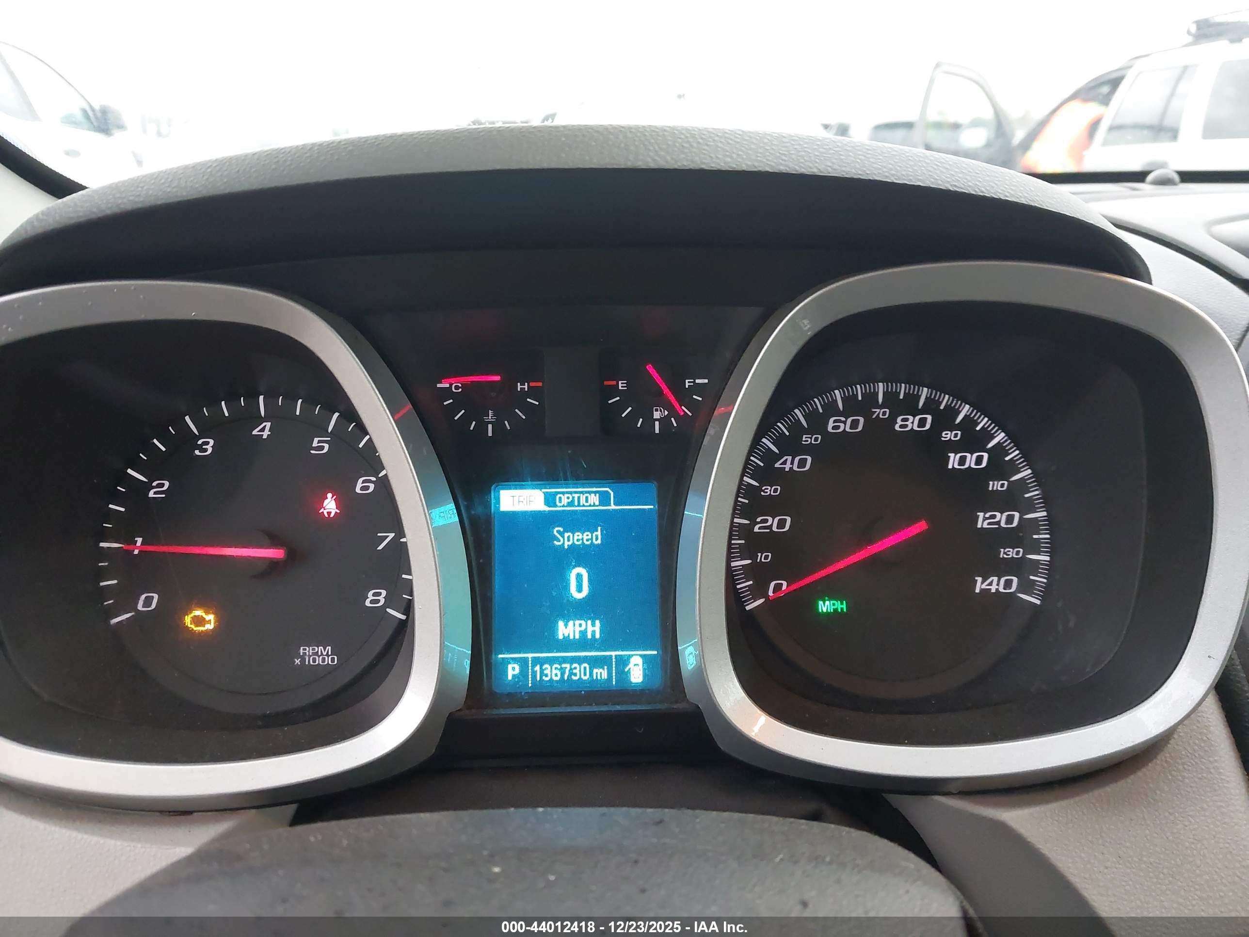CHEVROLET EQUINOX image 7