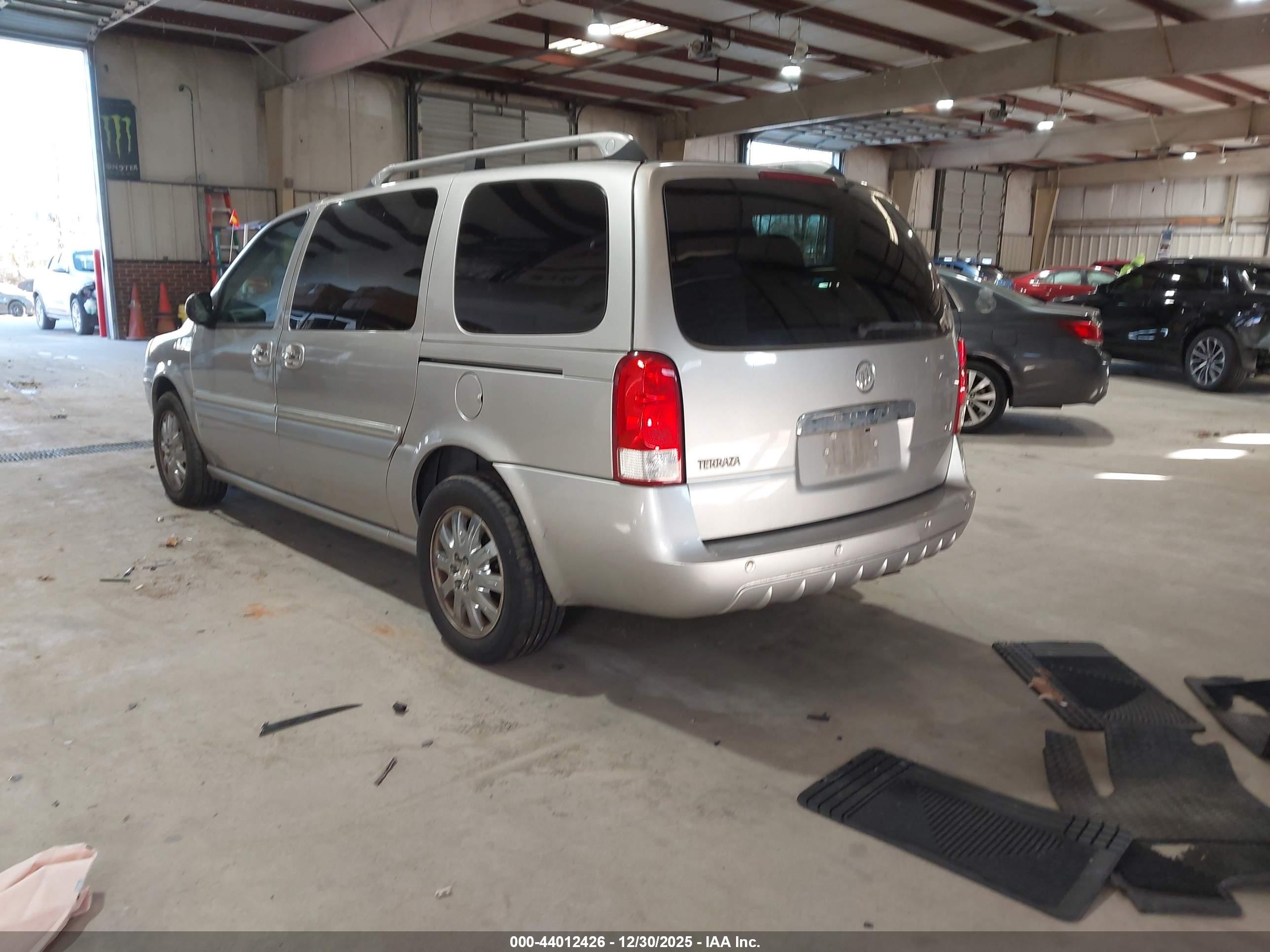 BUICK TERRAZA image 3