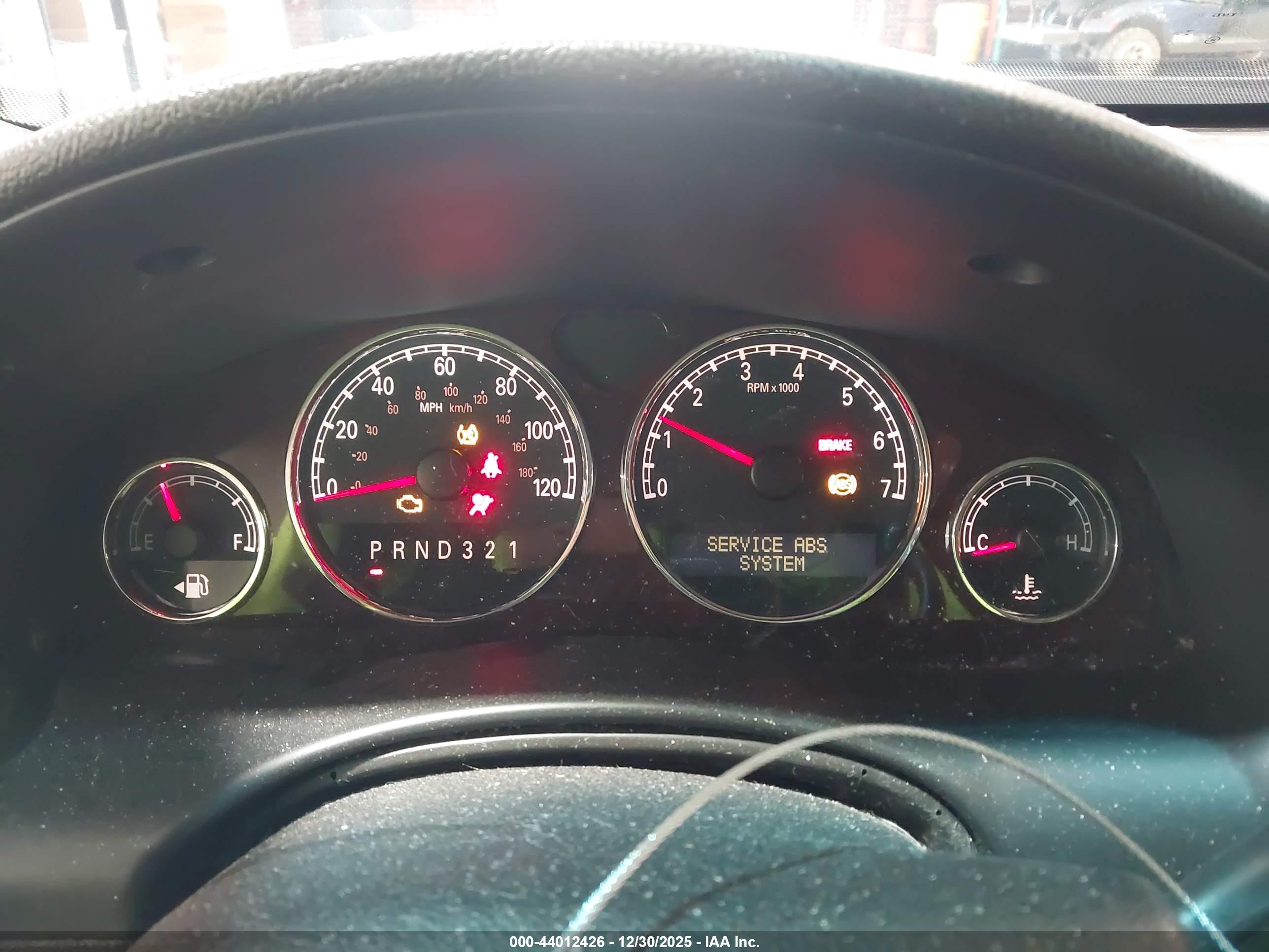 BUICK TERRAZA image 7