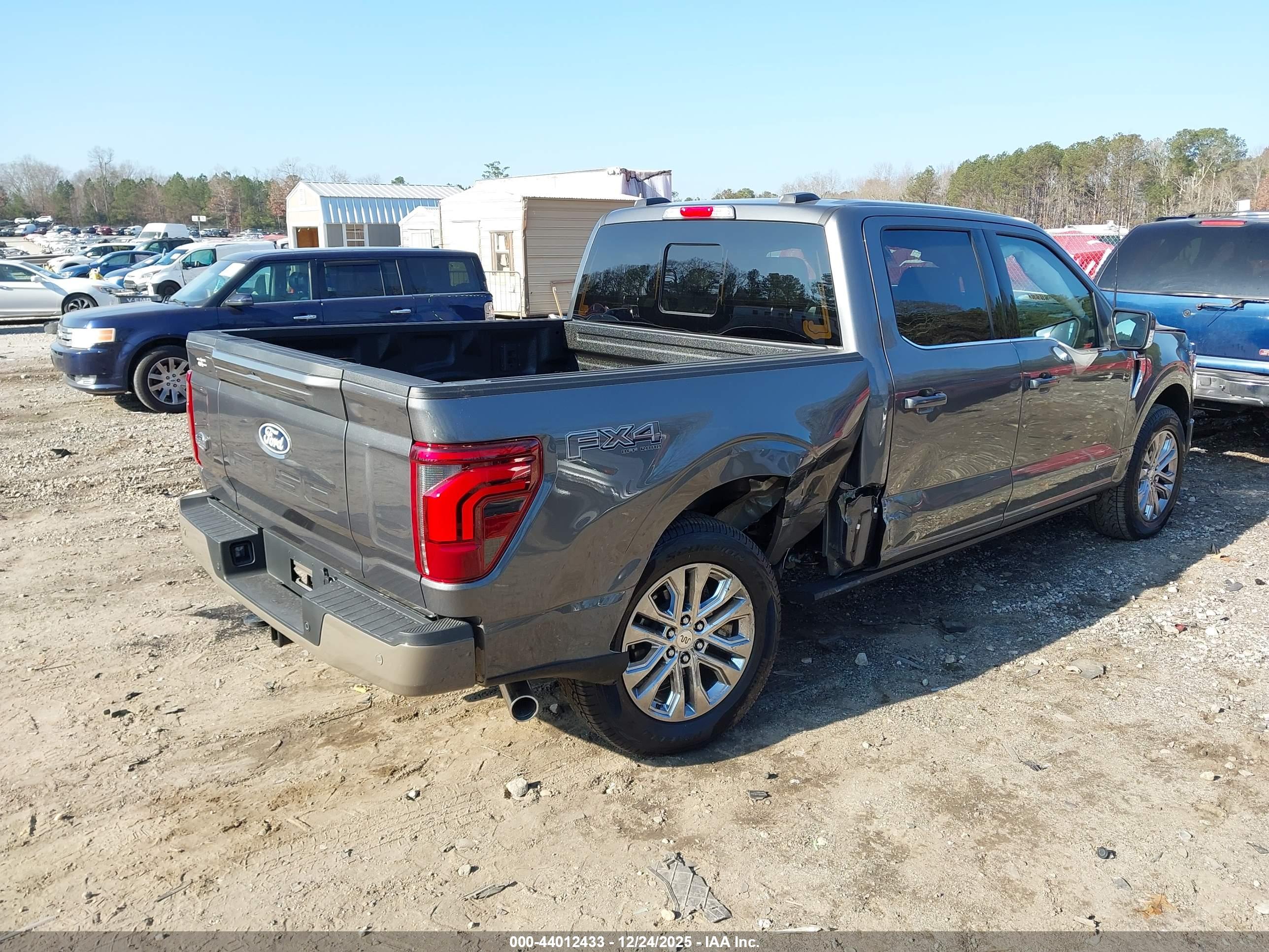 FORD F-150 image 4