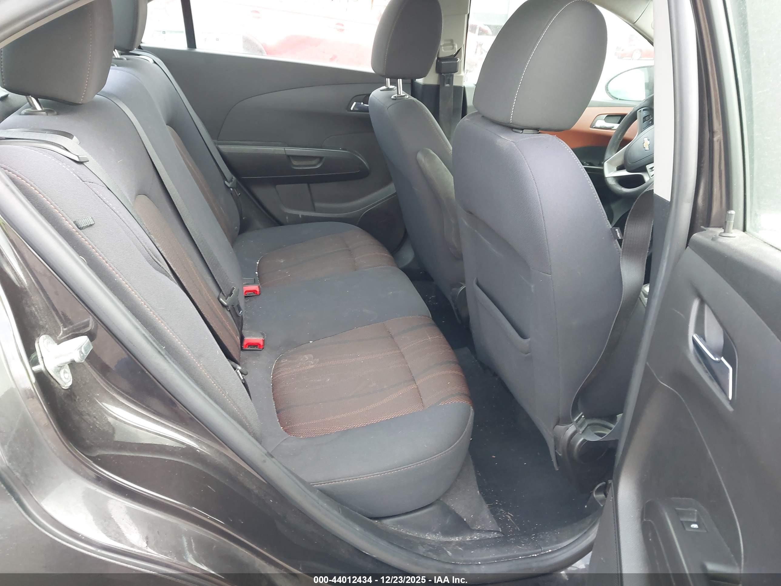 CHEVROLET SONIC image 8