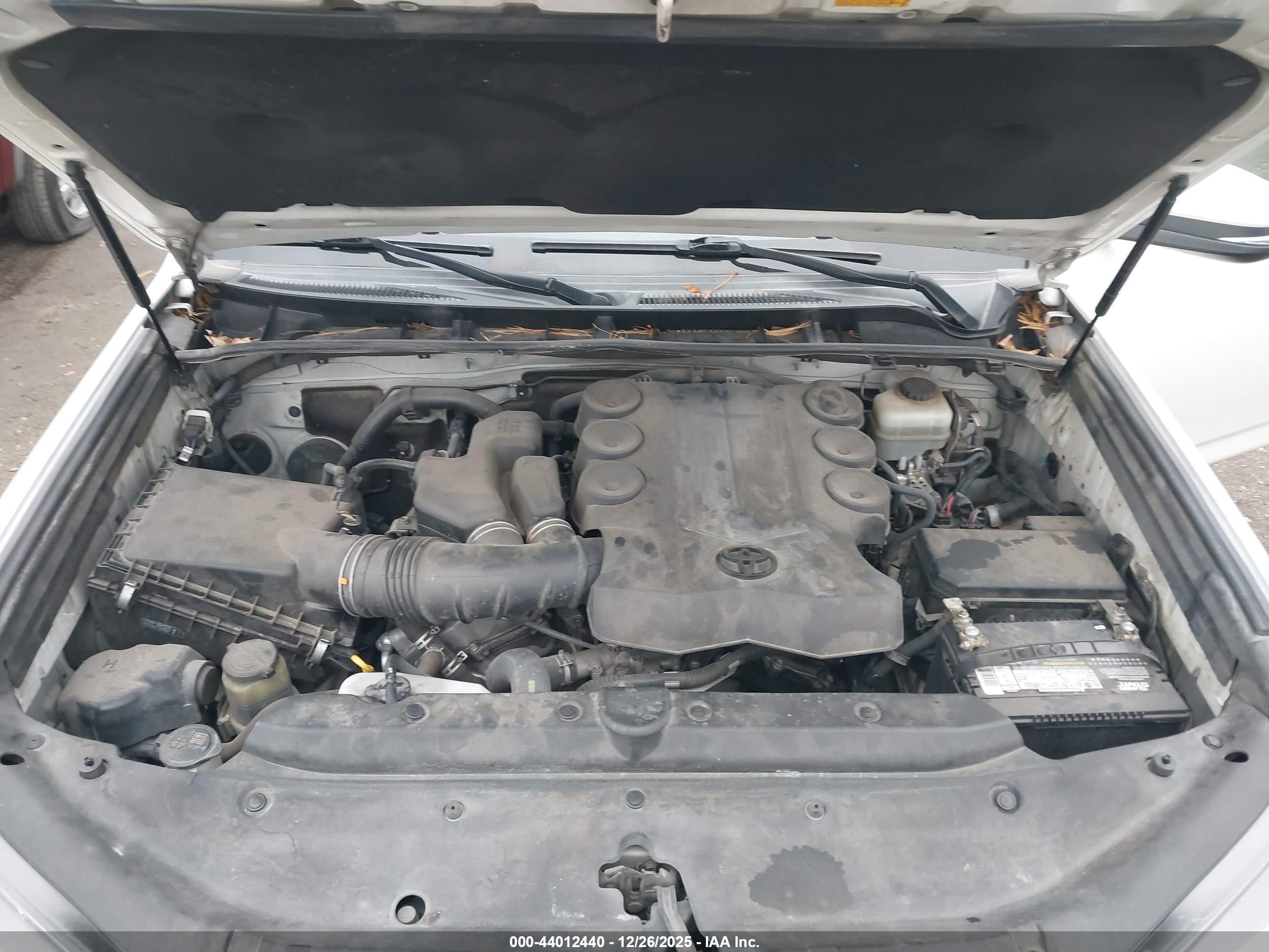 TOYOTA 4RUNNER image 10