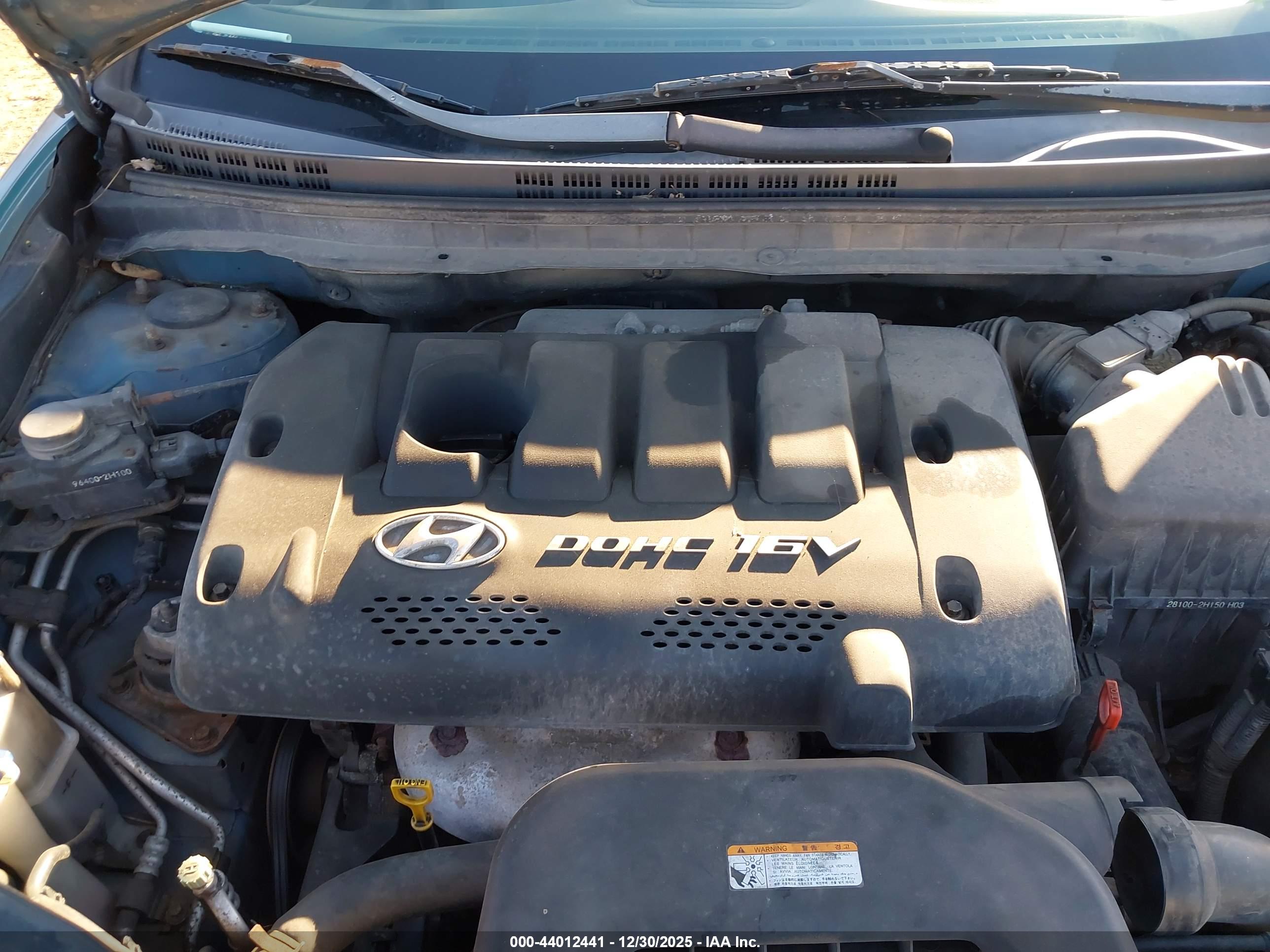 HYUNDAI ELANTRA image 10