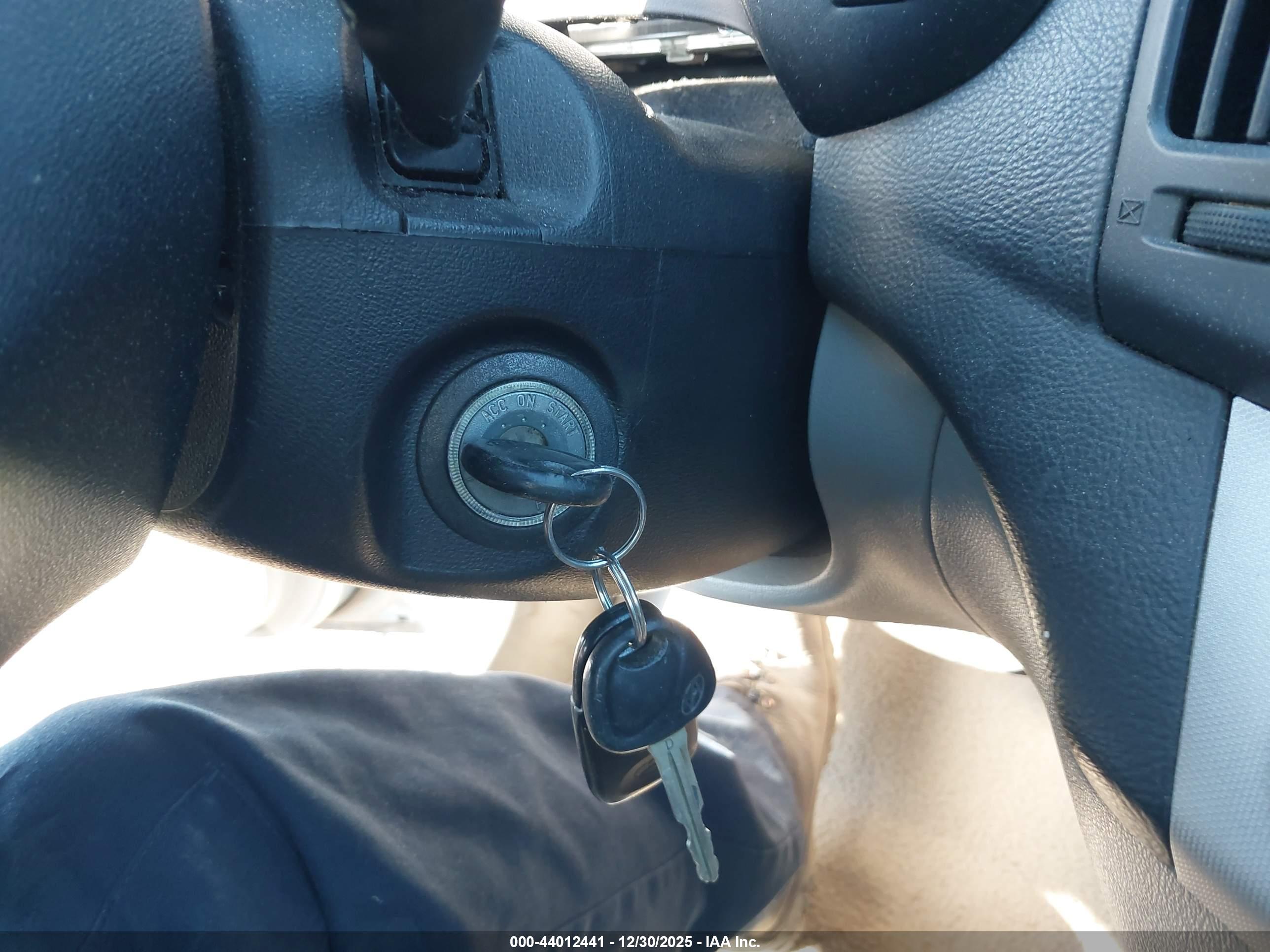 HYUNDAI ELANTRA image 11
