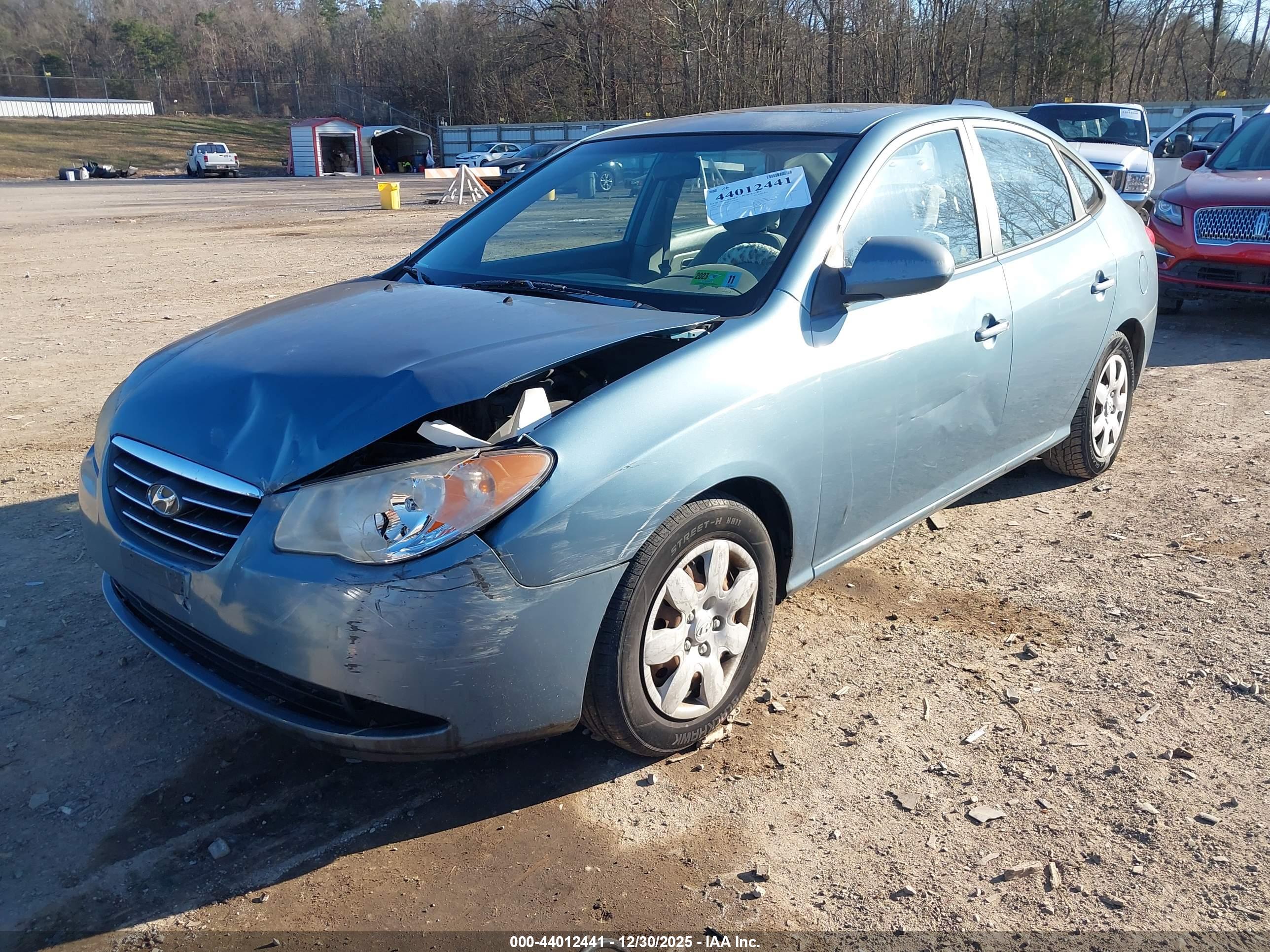 HYUNDAI ELANTRA image 2