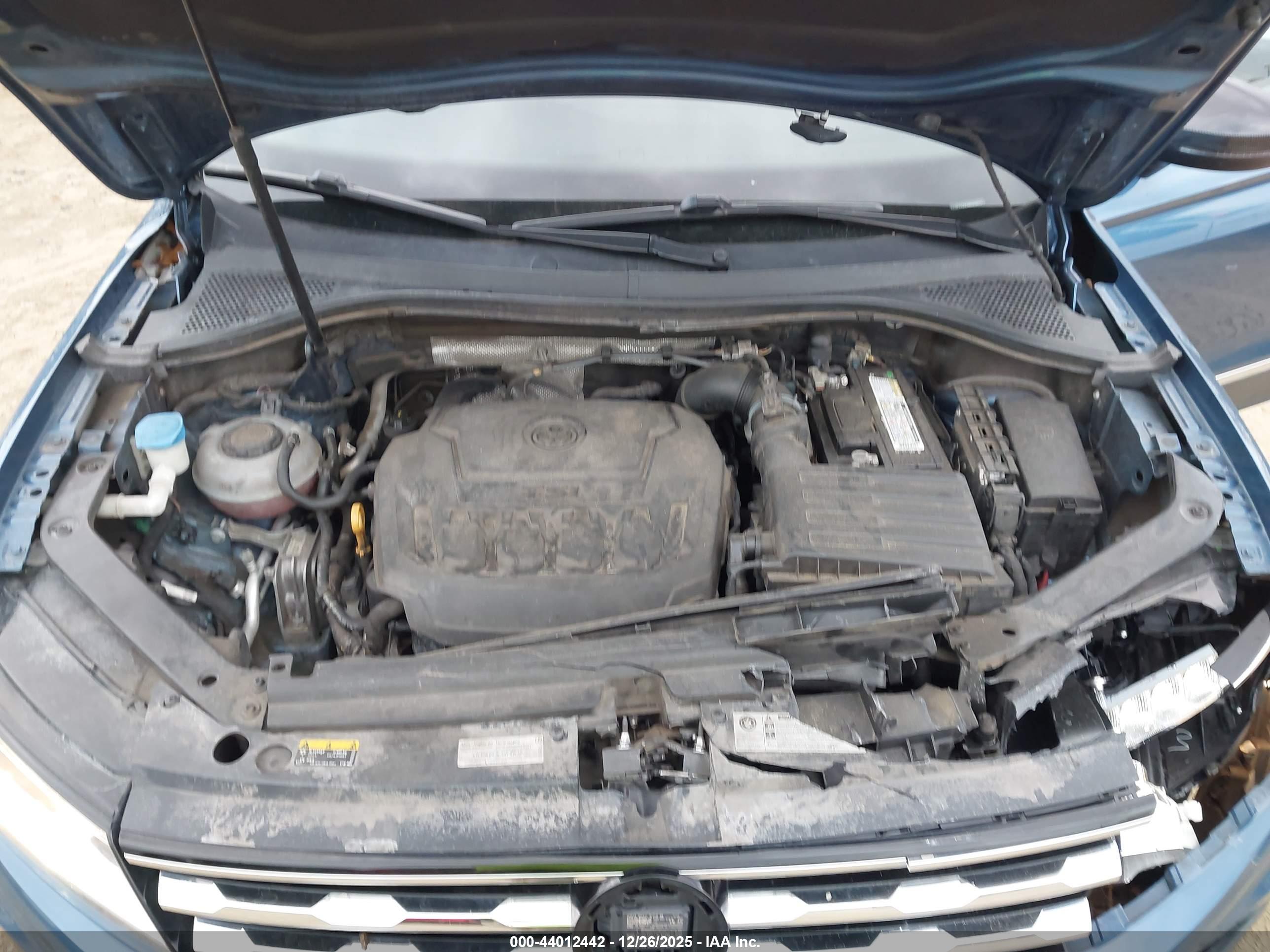 VOLKSWAGEN TIGUAN image 10