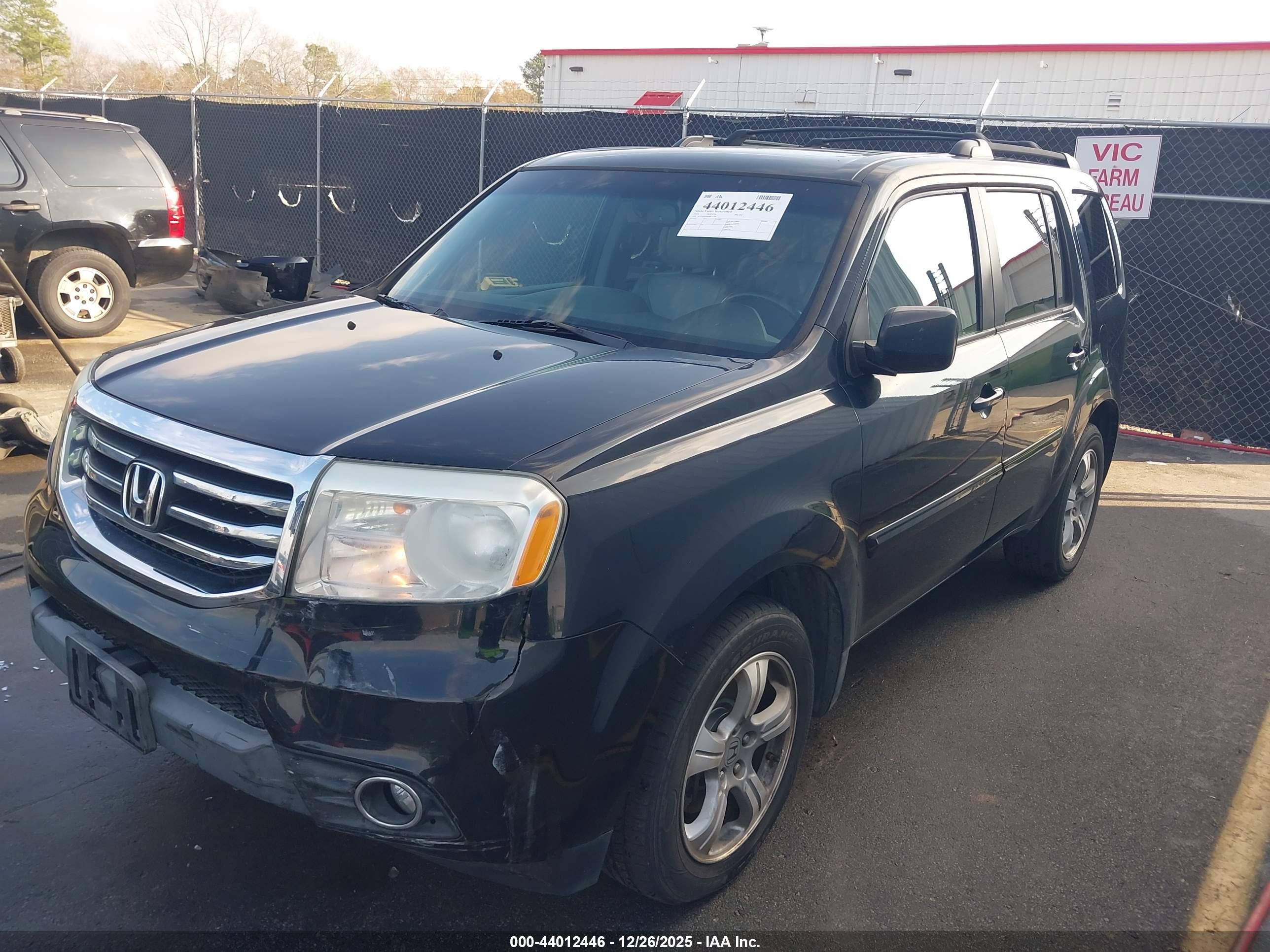 HONDA PILOT image 2