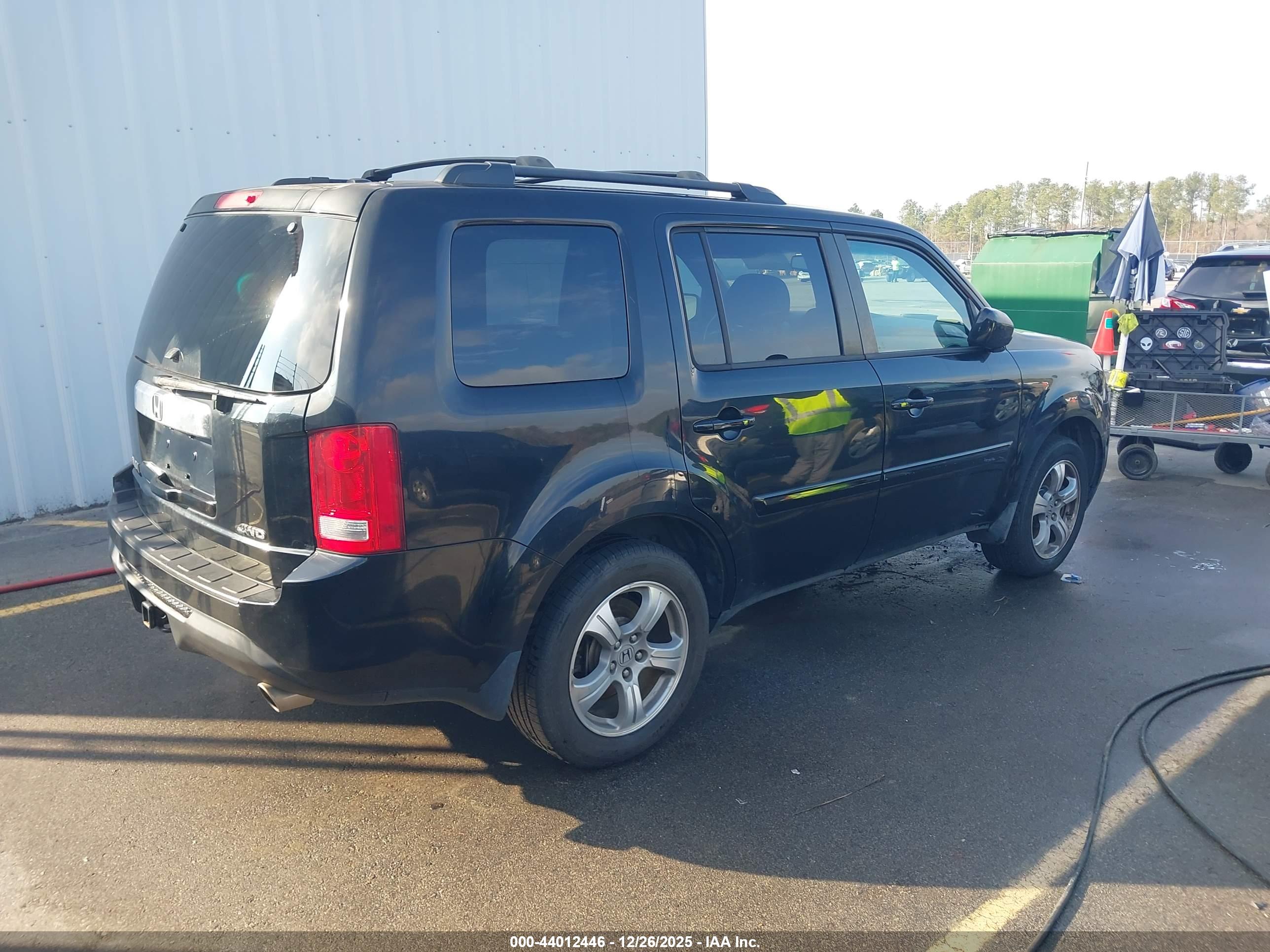 HONDA PILOT image 4