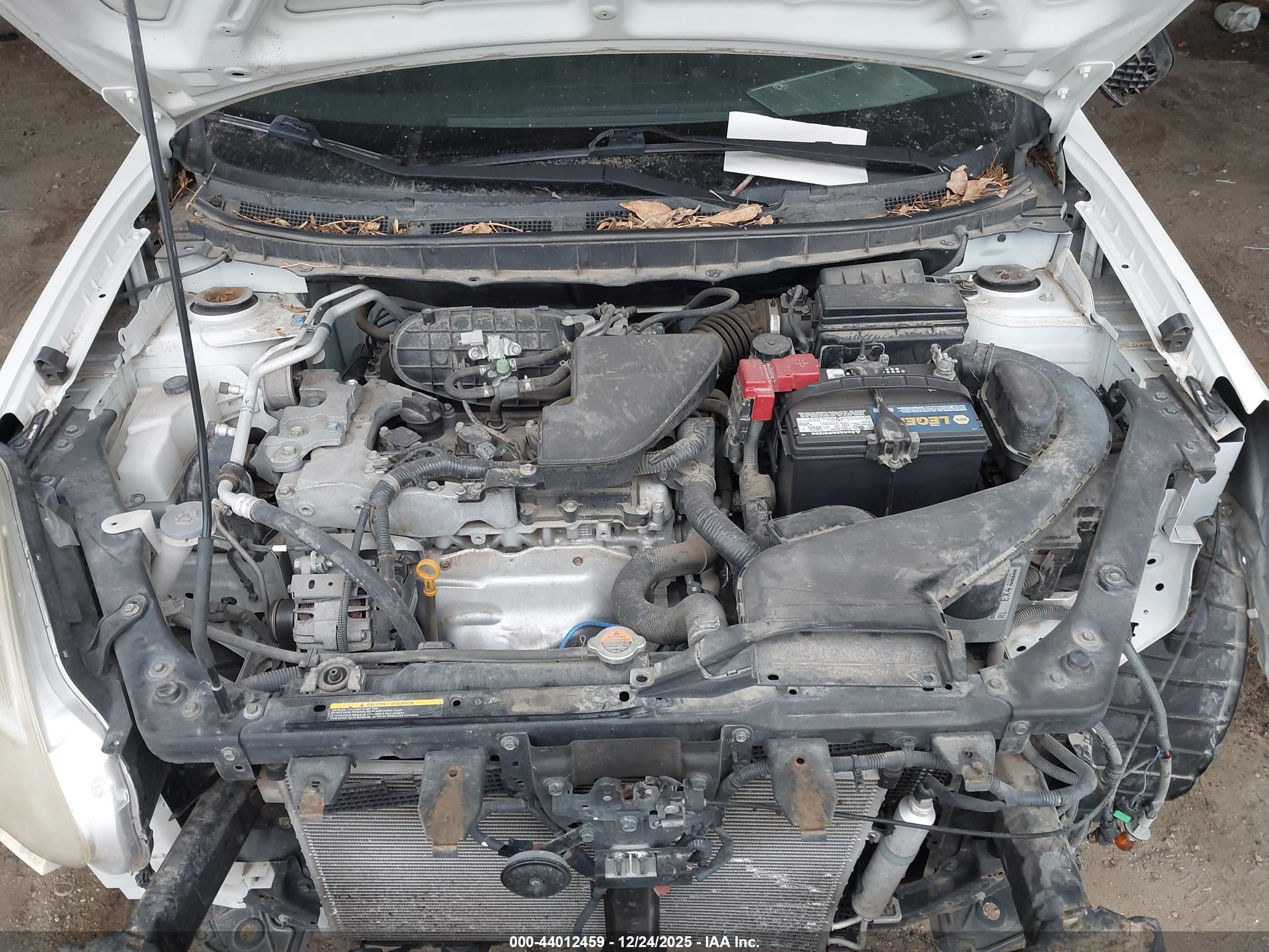 NISSAN ROGUE image 10