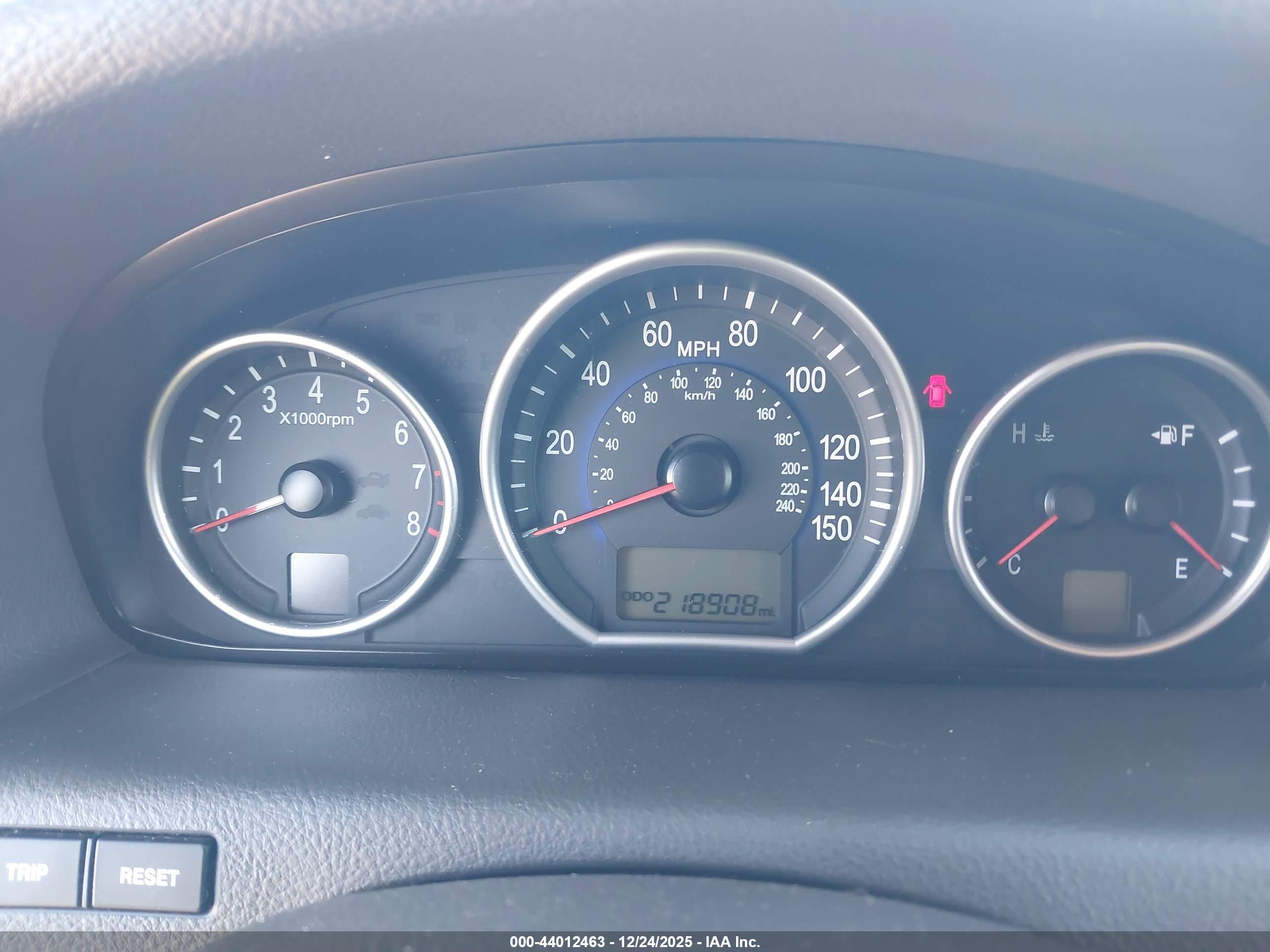 HYUNDAI VERACRUZ image 7
